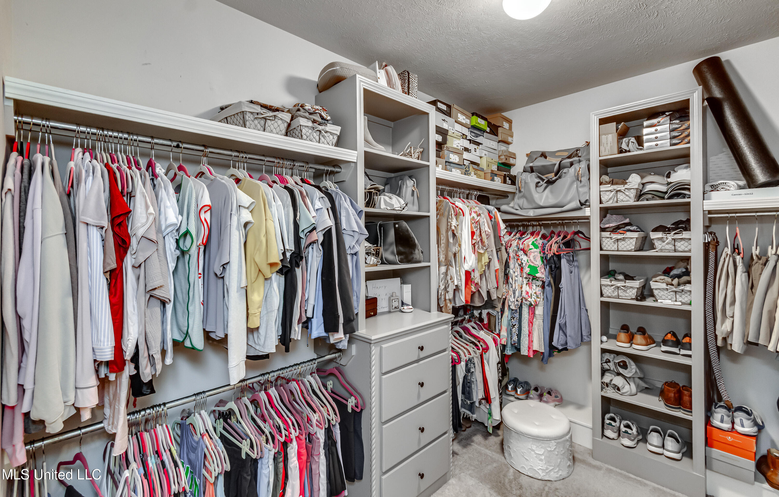 Madison, Mississippi 39110, United States, 3 Bedrooms Bedrooms, ,2 BathroomsBathrooms,Residential,Pending,141465