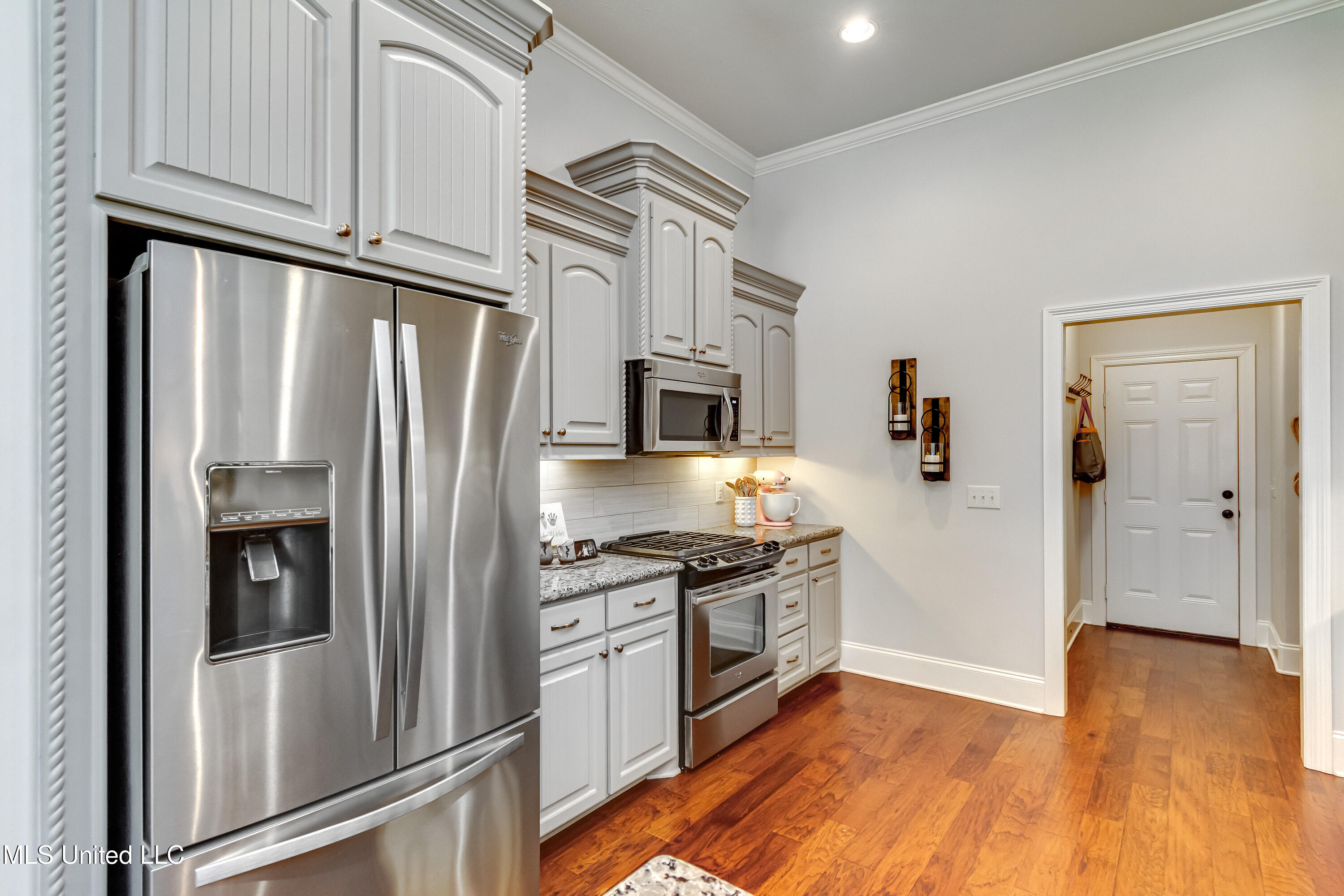 Madison, Mississippi 39110, United States, 3 Bedrooms Bedrooms, ,2 BathroomsBathrooms,Residential,Pending,141465