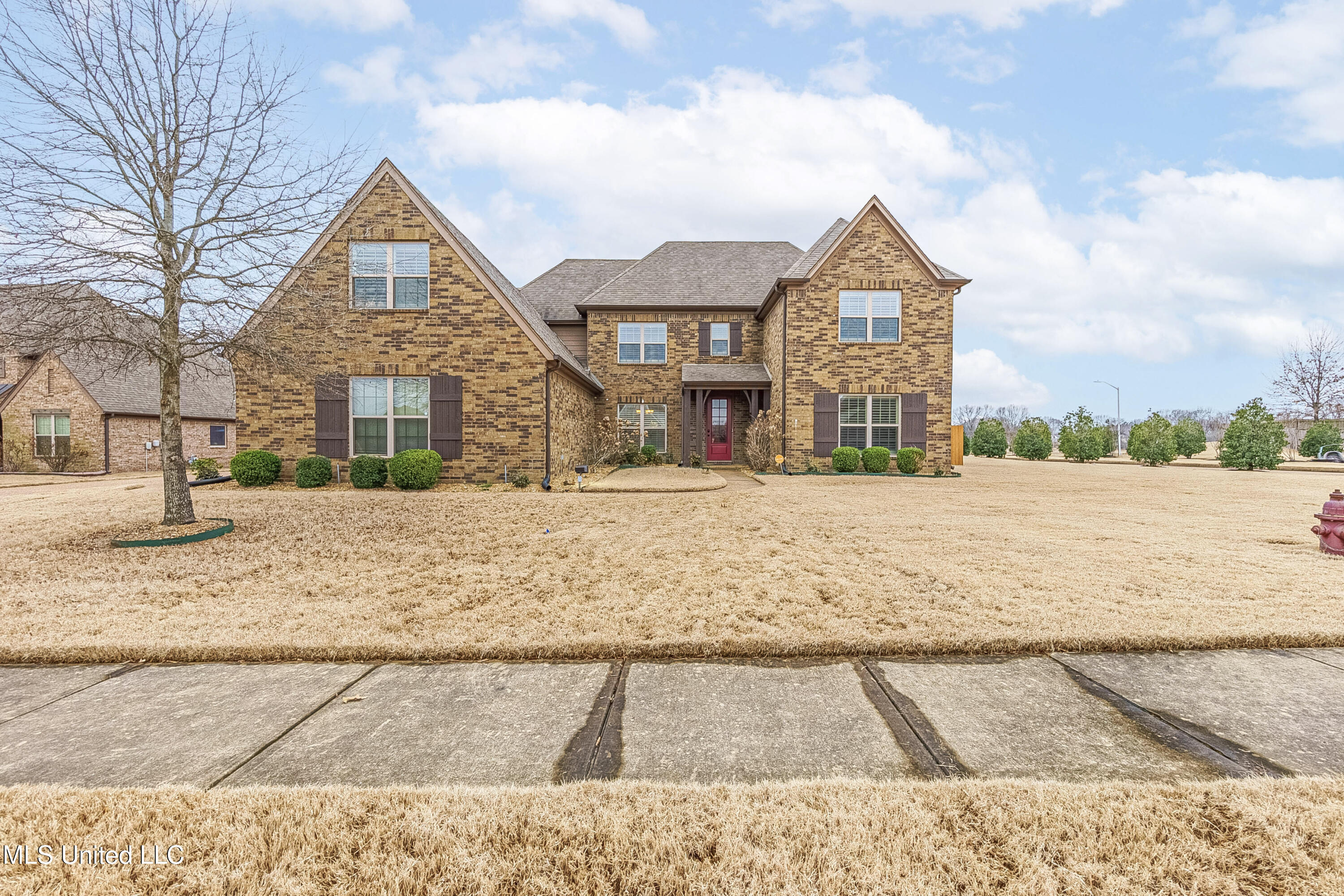 14778 Kenner Place Drive, Olive Branch, Mississippi image 1