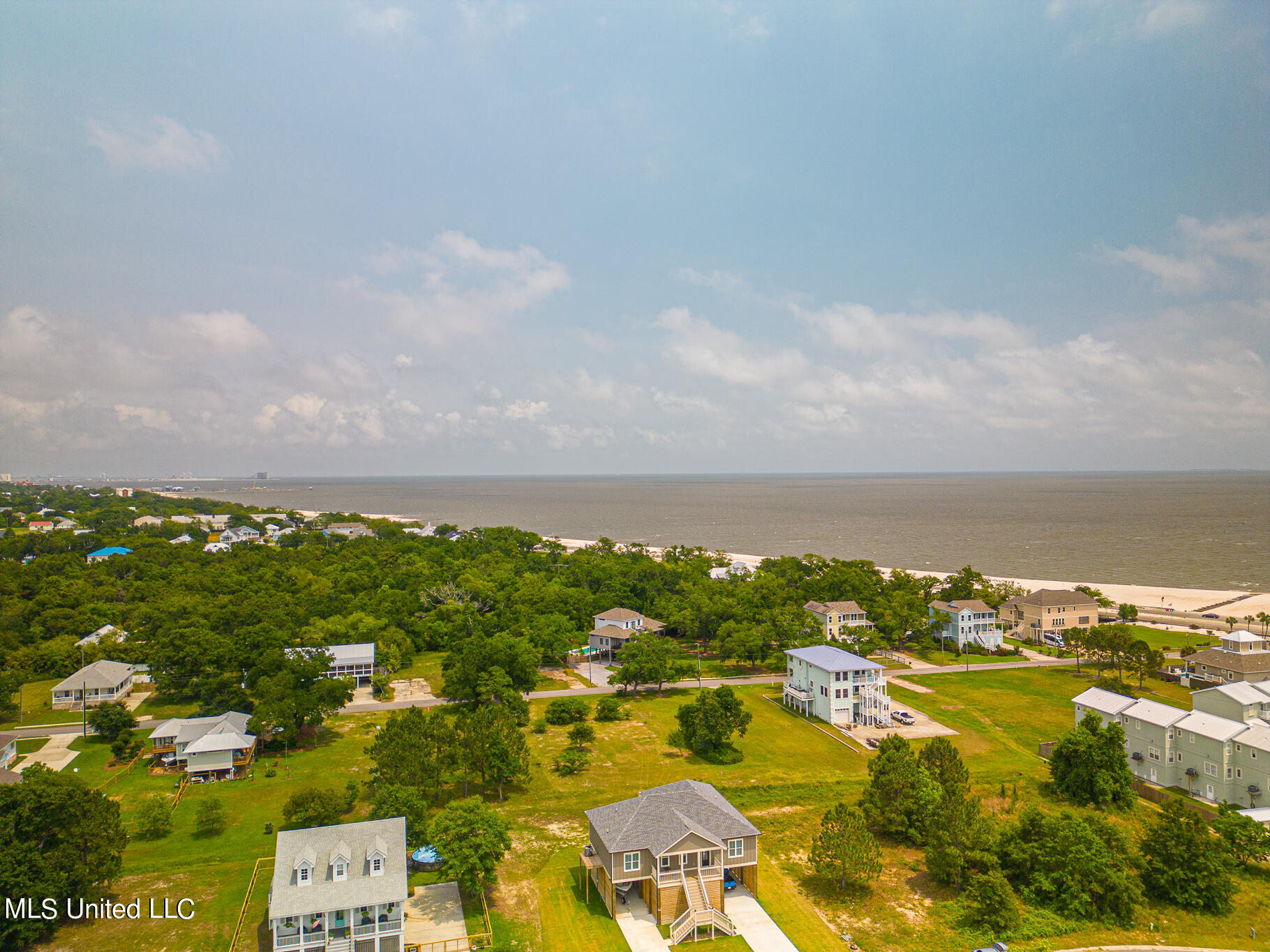 118 Sea Oaks Boulevard, Long Beach, Mississippi image 3