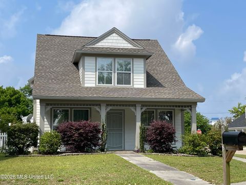 Homes For Sale - 441 Hope Street<br/> Harrison County, Biloxi, MS 39530