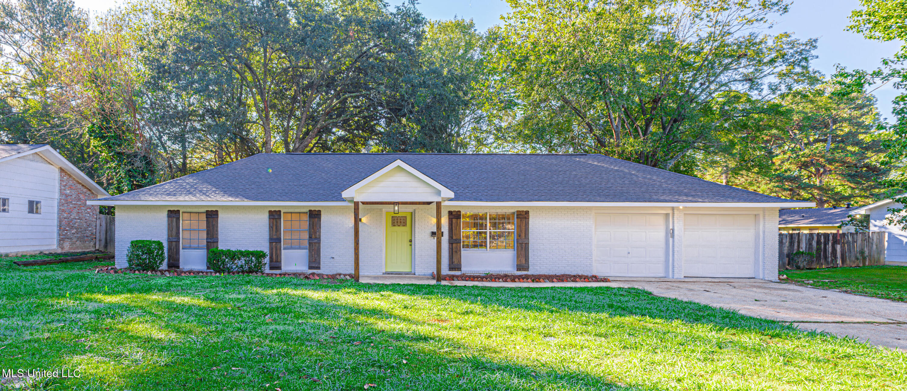 1211 Winterview Drive, Jackson, Mississippi image 1