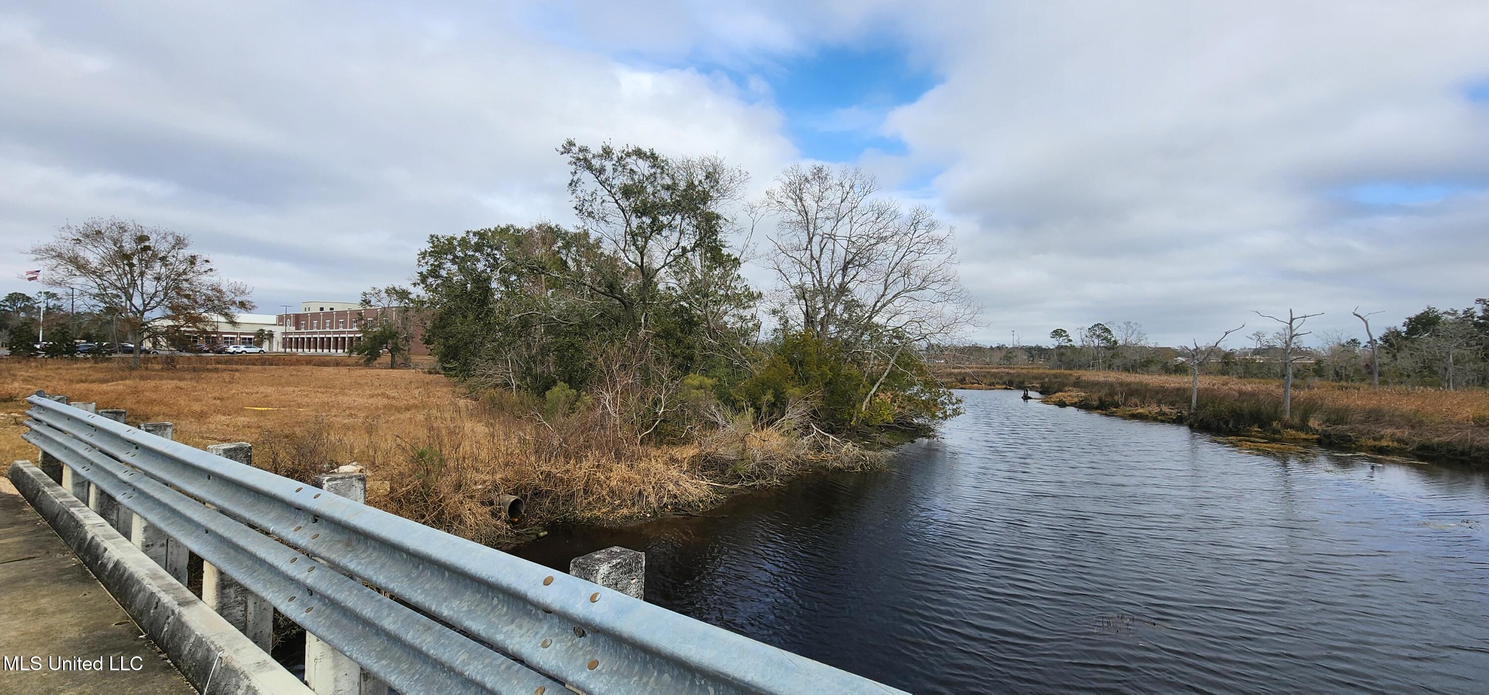 4548 Magnolia Street, Moss Point, Mississippi image 9