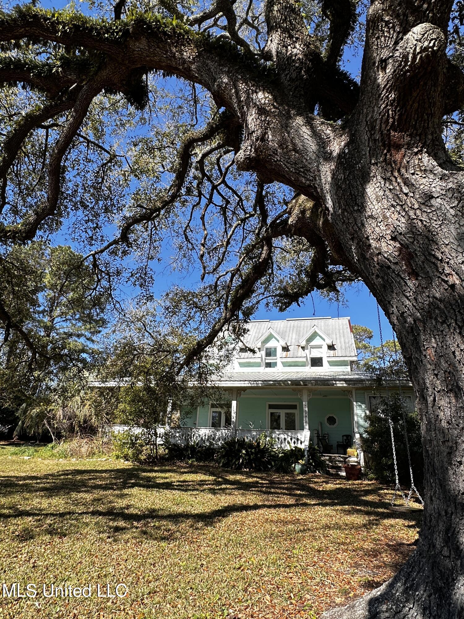 605 Ford Avenue, Pascagoula, Mississippi image 1