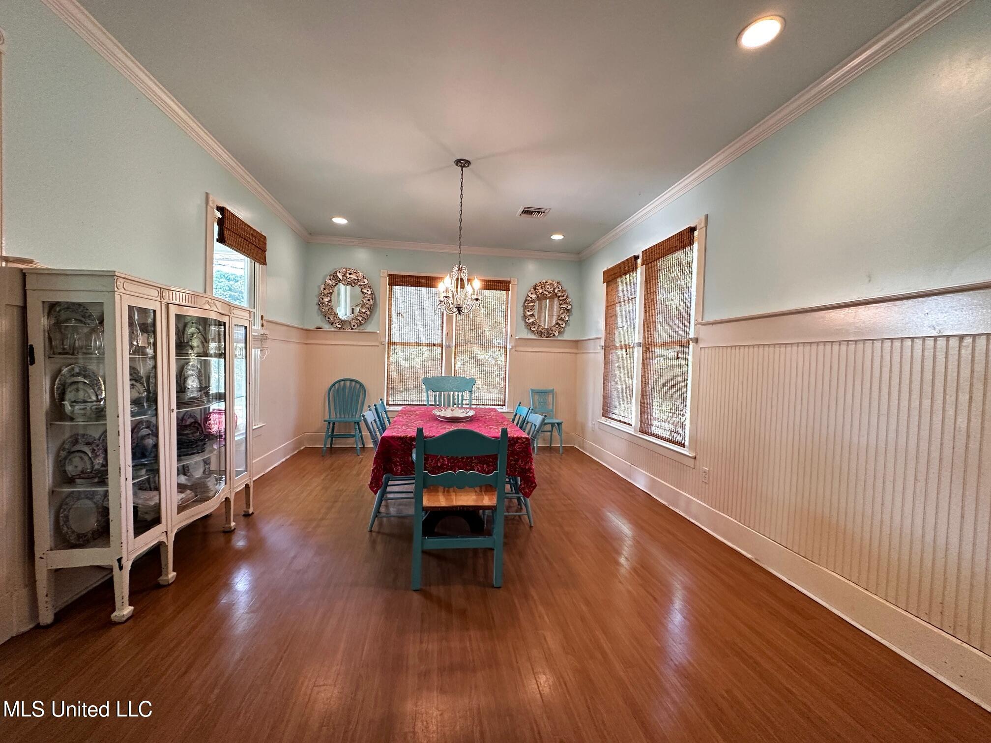 605 Ford Avenue, Pascagoula, Mississippi image 5