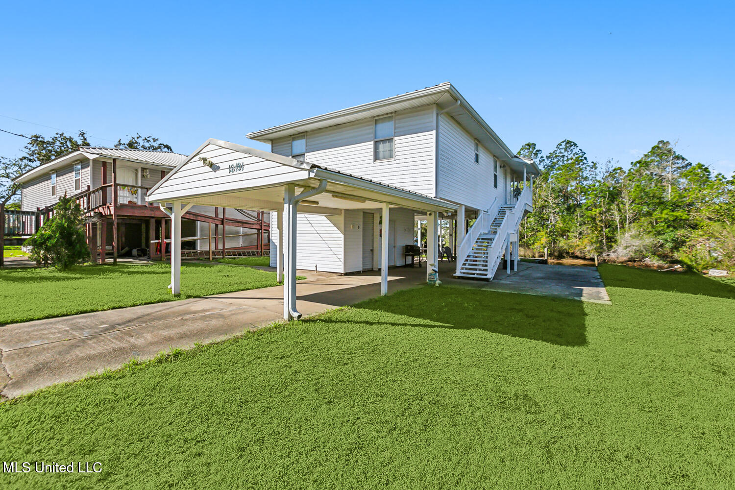 10191 Avenue D, Bay Saint Louis, Mississippi image 3