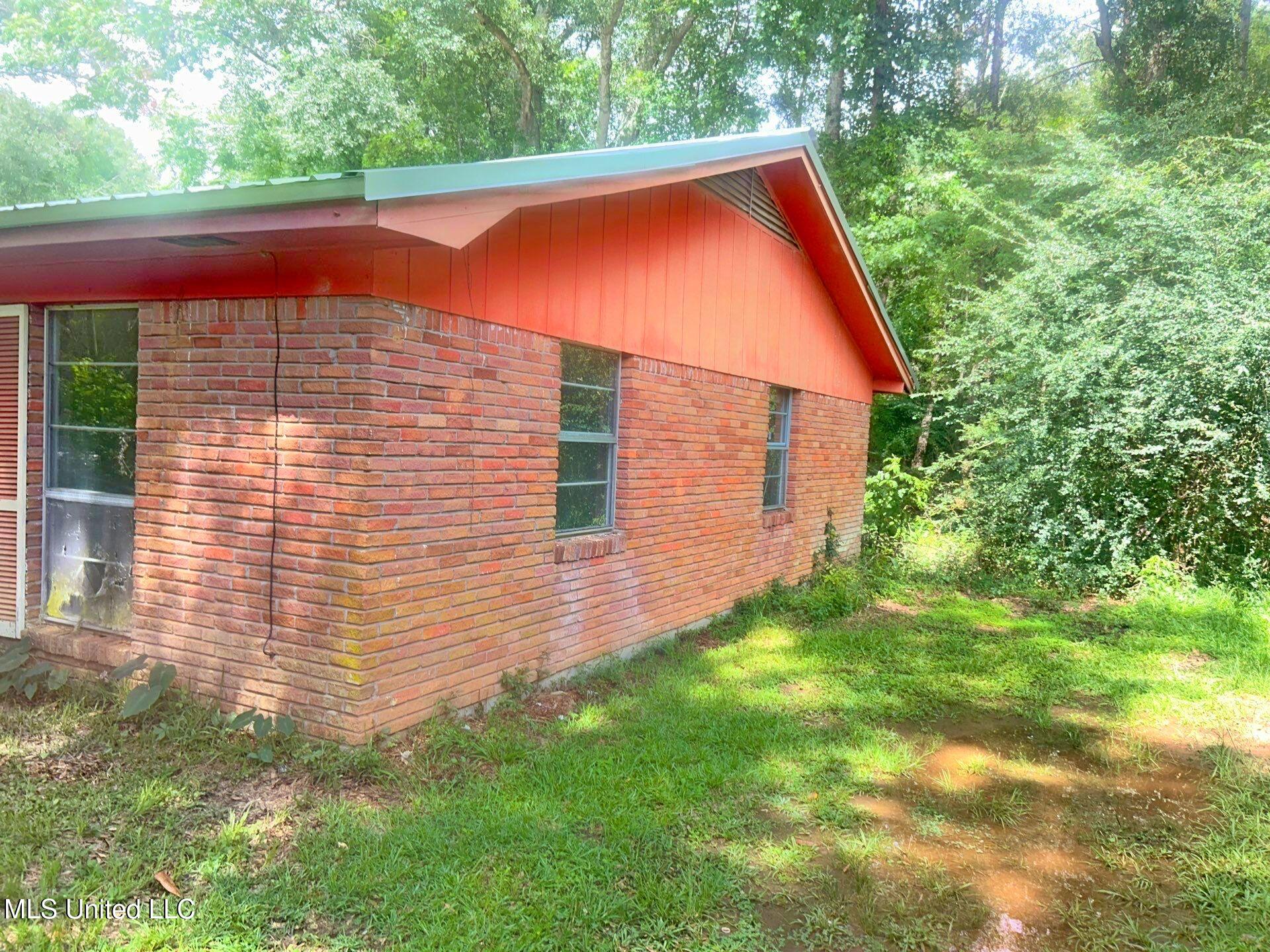 715 Holly Street, Summit, Mississippi image 10