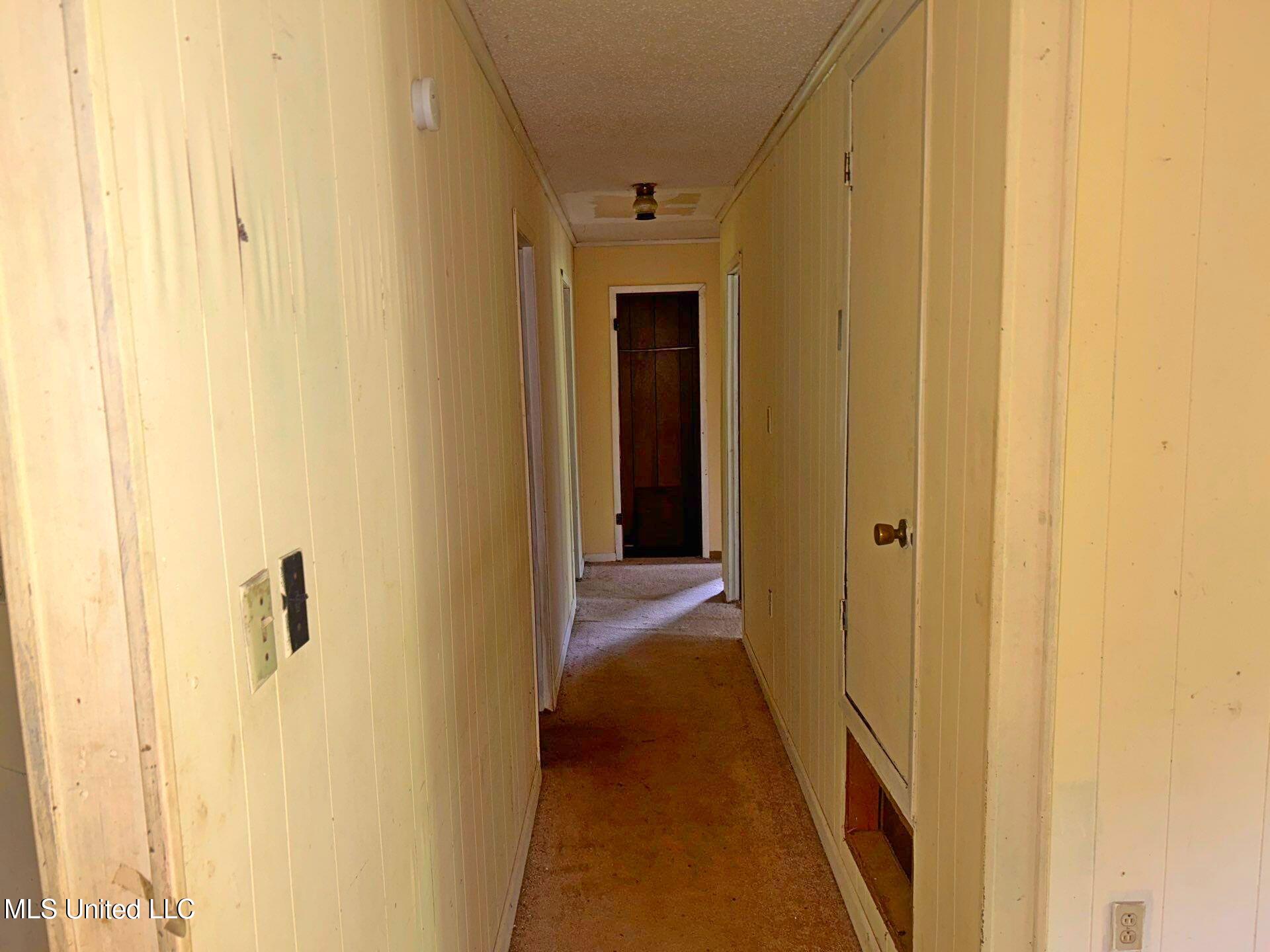 715 Holly Street, Summit, Mississippi image 2