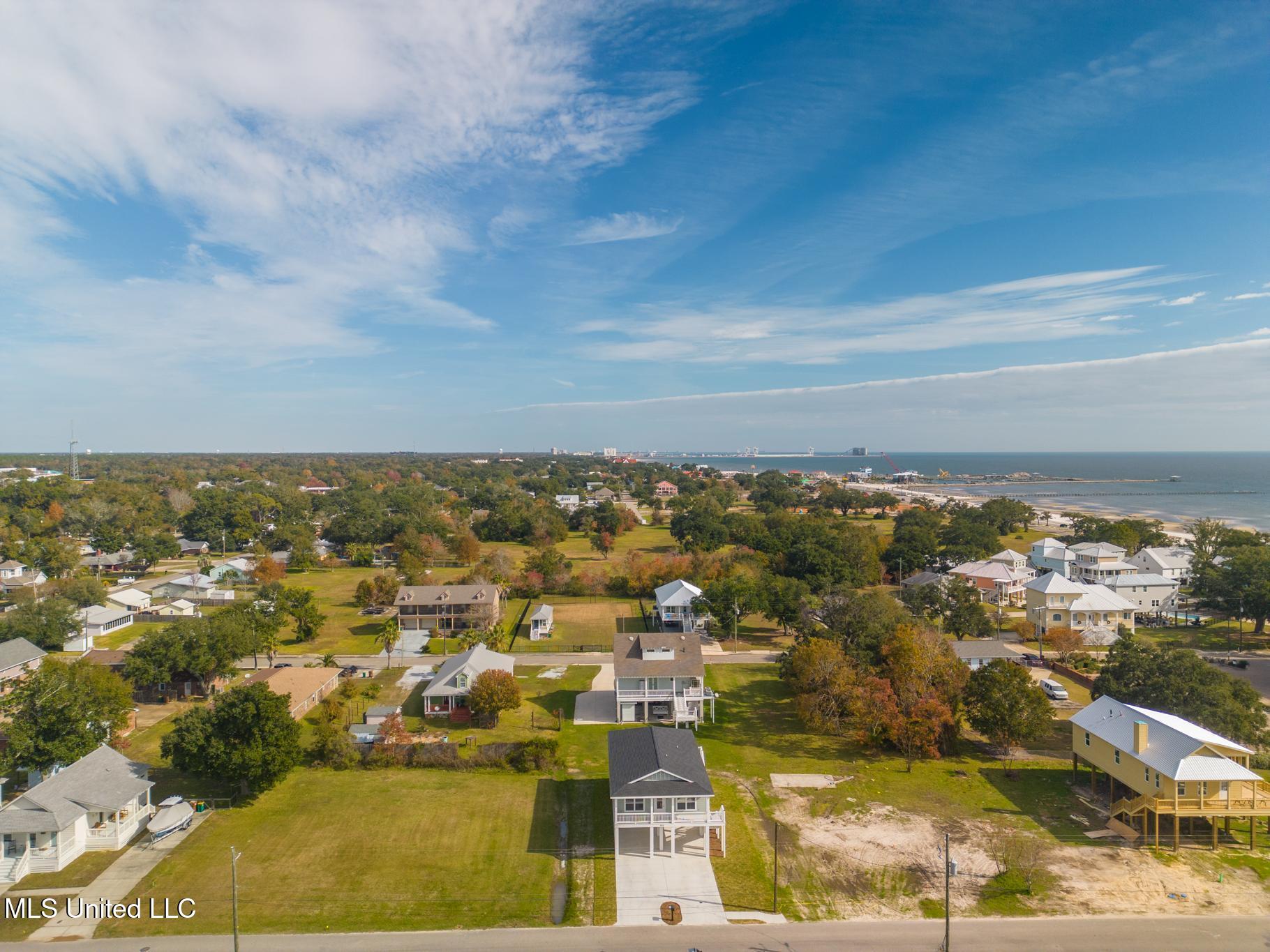 421 S Girard Avenue, Long Beach, Mississippi image 3