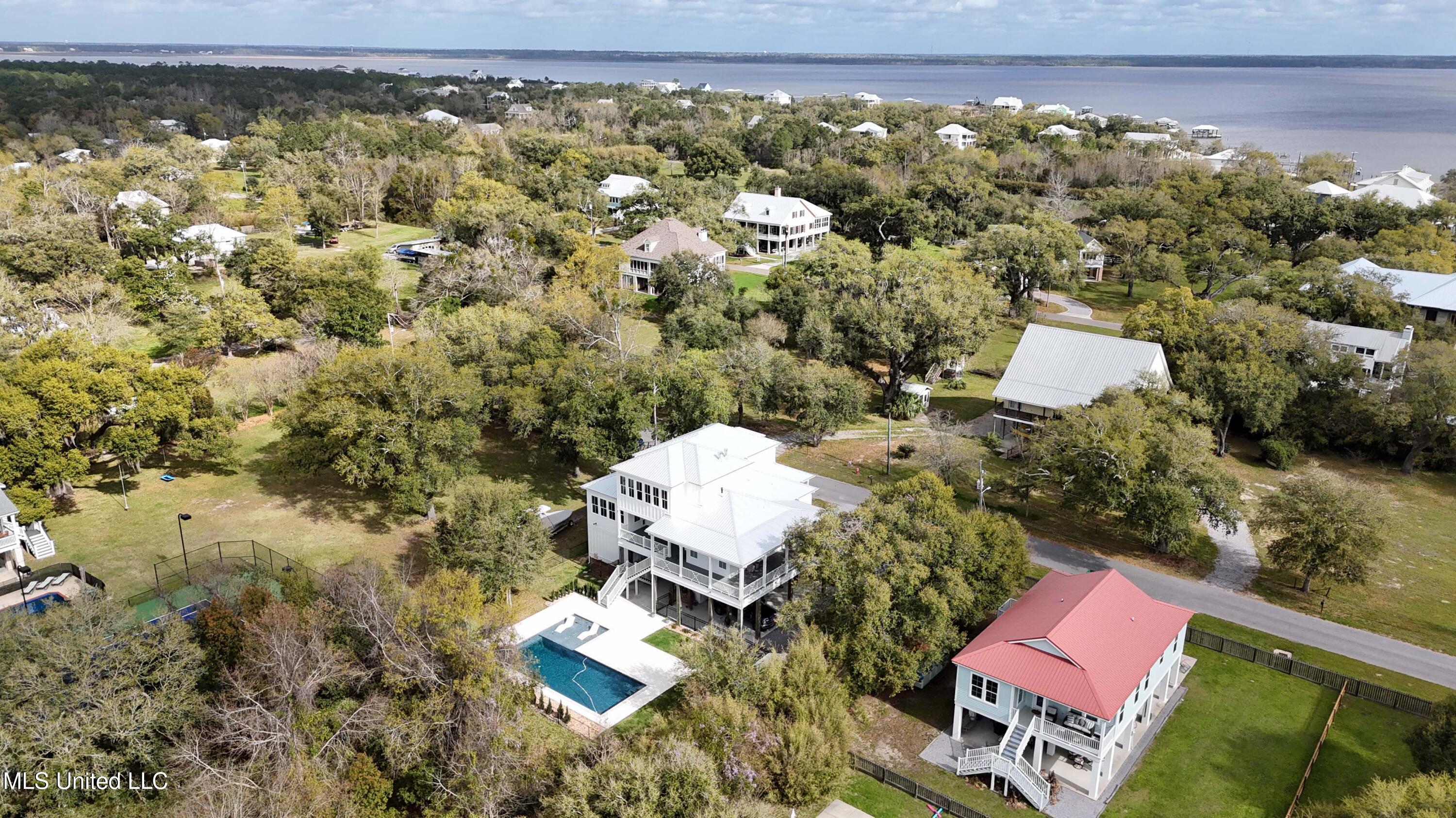 106 Leonhard Avenue, Bay Saint Louis, Mississippi image 43