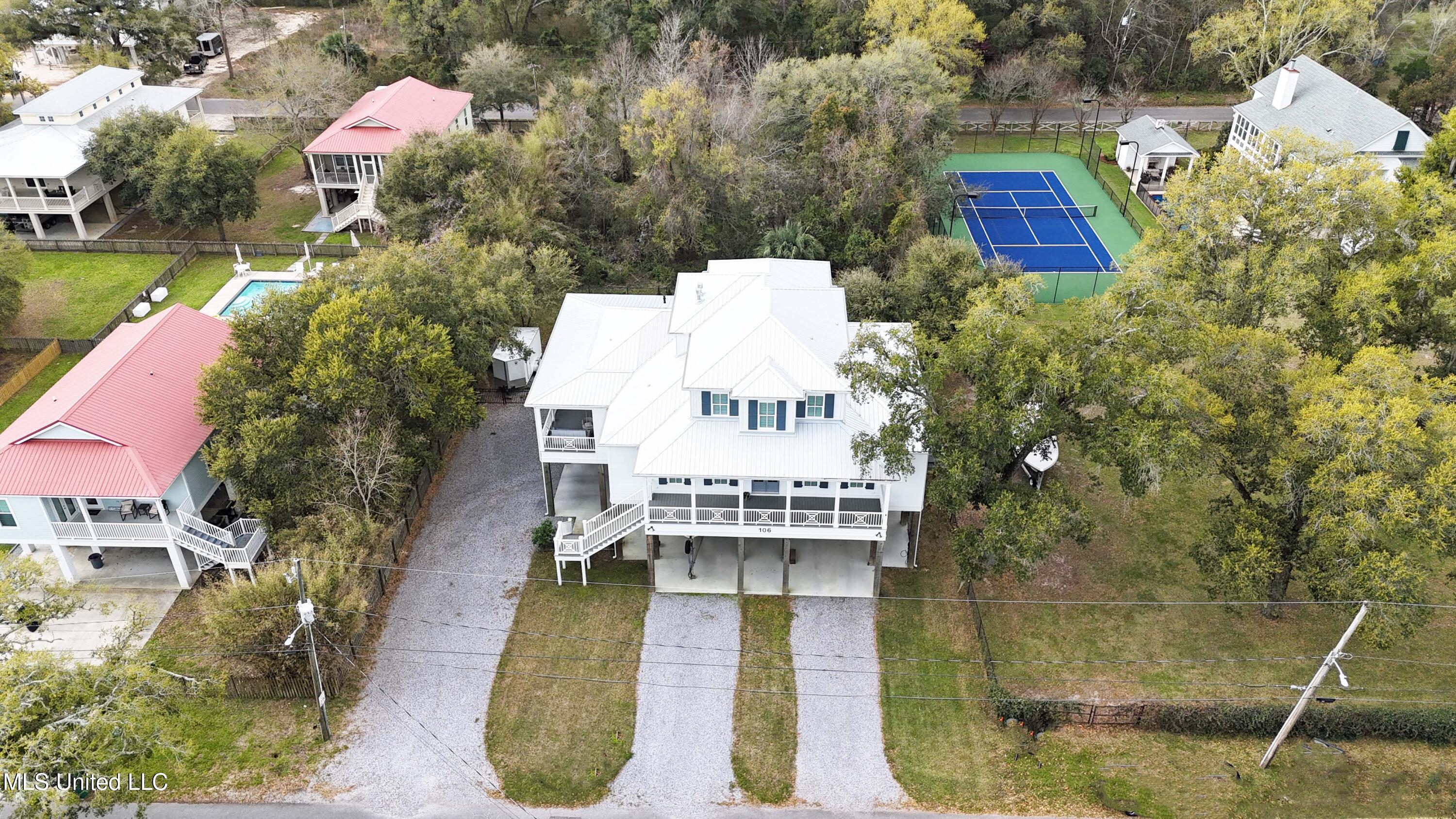 106 Leonhard Avenue, Bay Saint Louis, Mississippi image 50