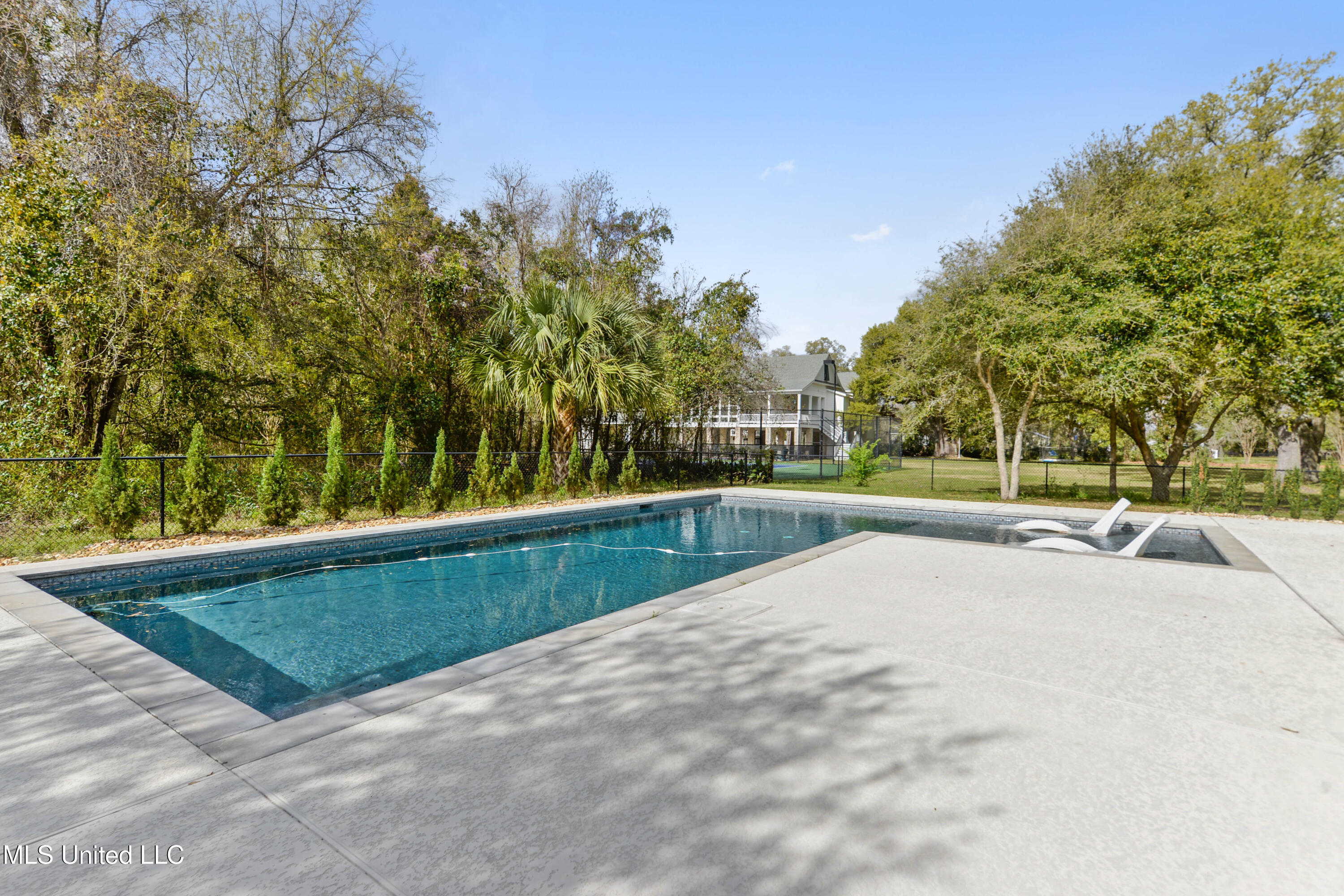 106 Leonhard Avenue, Bay Saint Louis, Mississippi image 37
