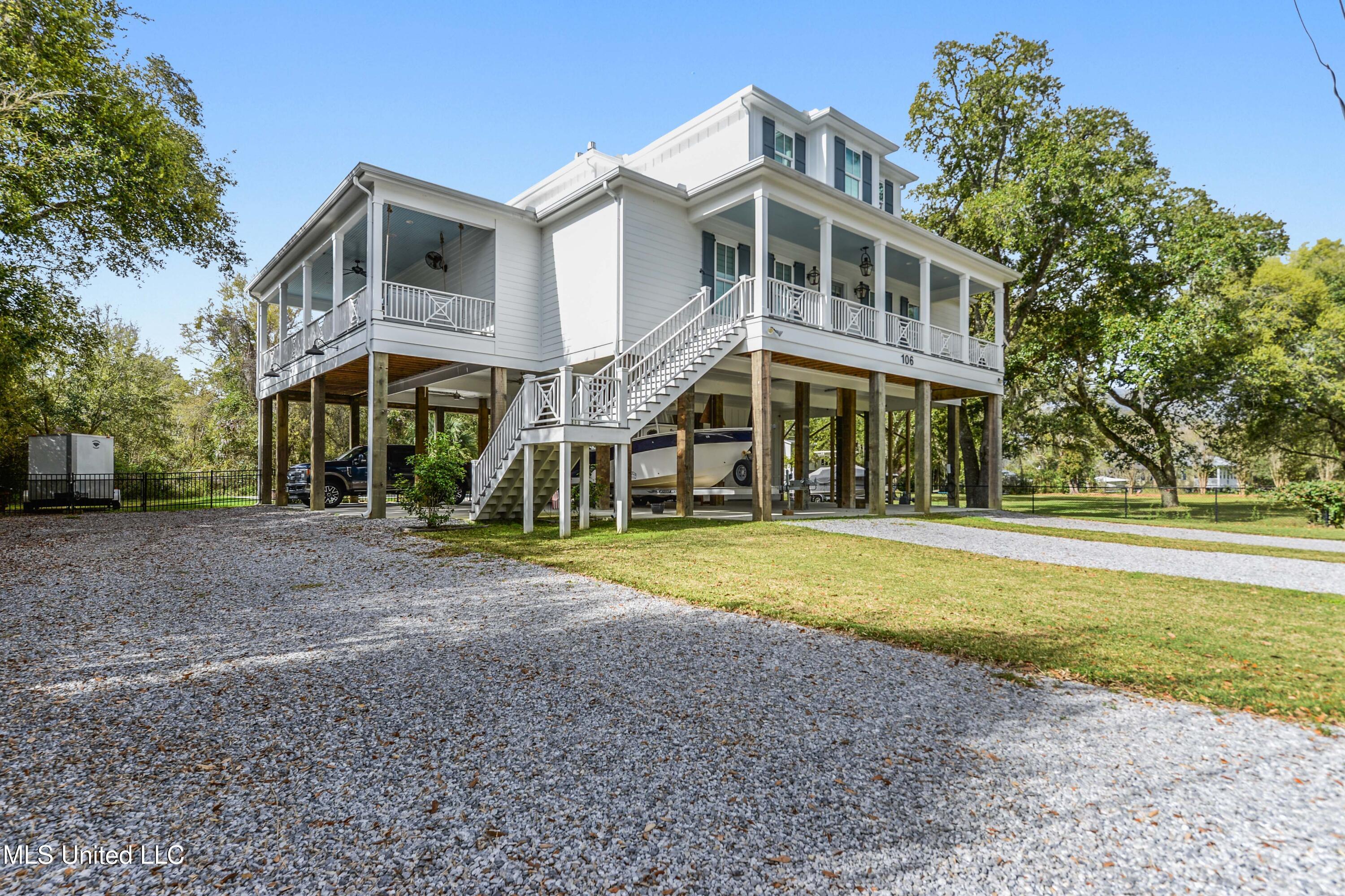 106 Leonhard Avenue, Bay Saint Louis, Mississippi image 2