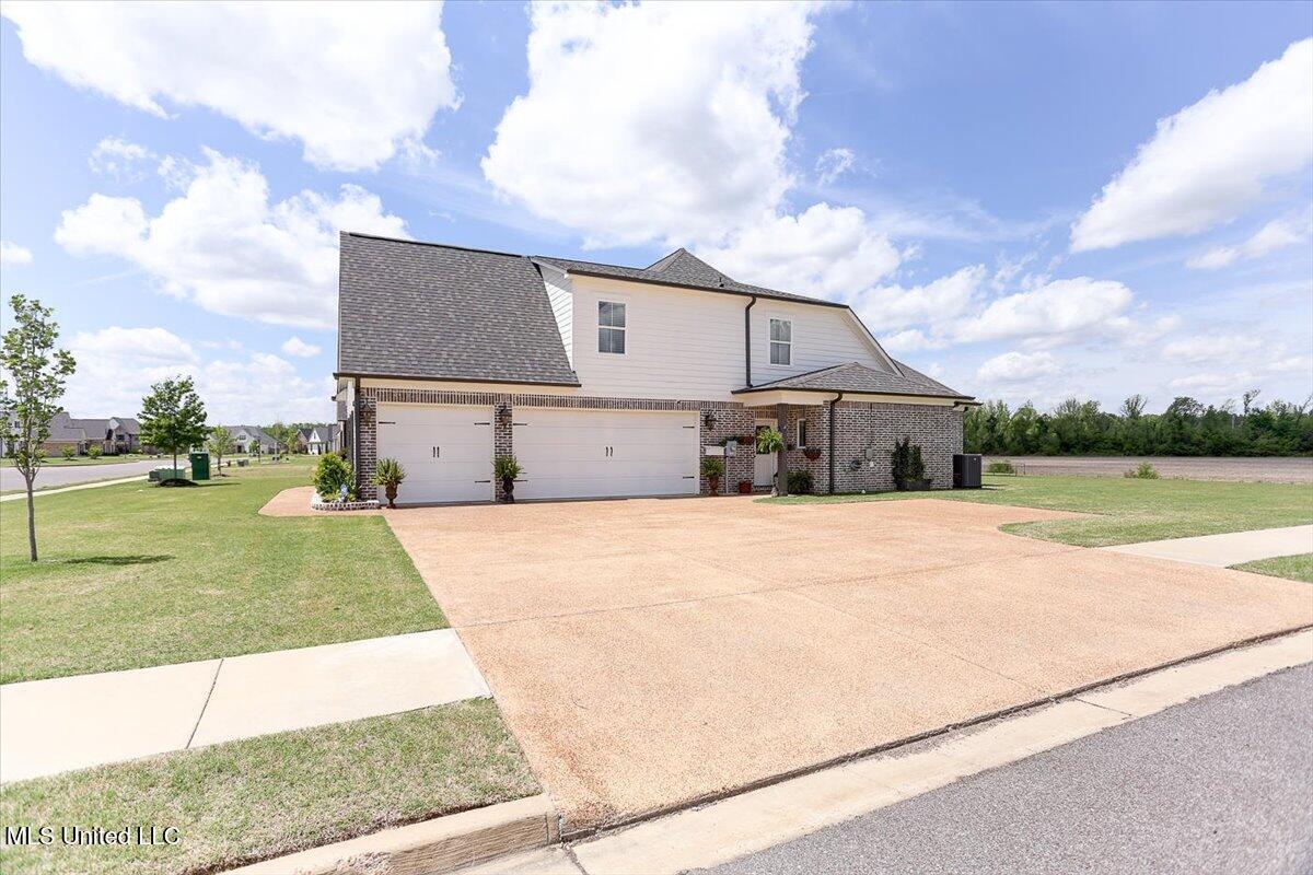 6678 Farm Cove, Olive Branch, Mississippi image 5