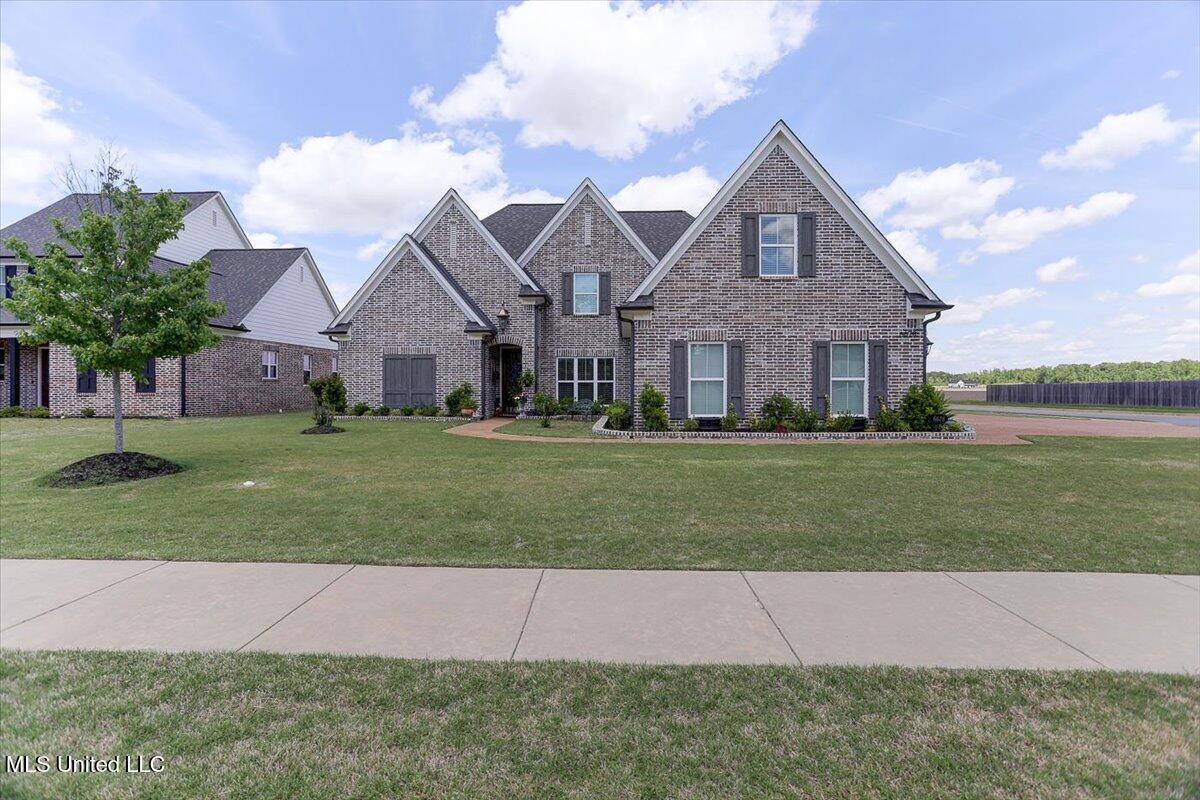 6678 Farm Cove, Olive Branch, Mississippi image 1