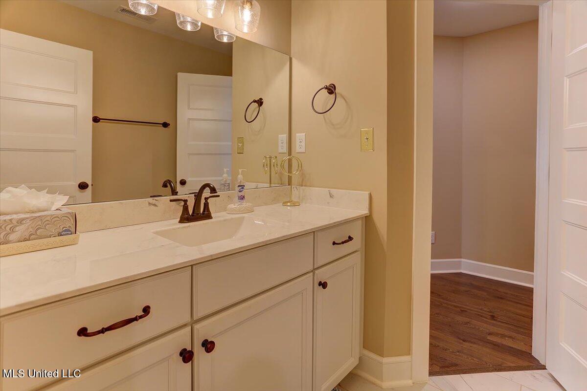 6678 Farm Cove, Olive Branch, Mississippi image 33