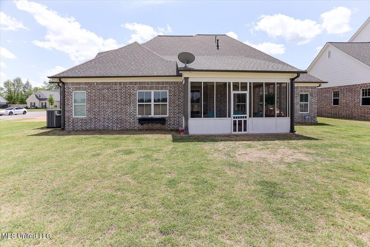 6678 Farm Cove, Olive Branch, Mississippi image 45