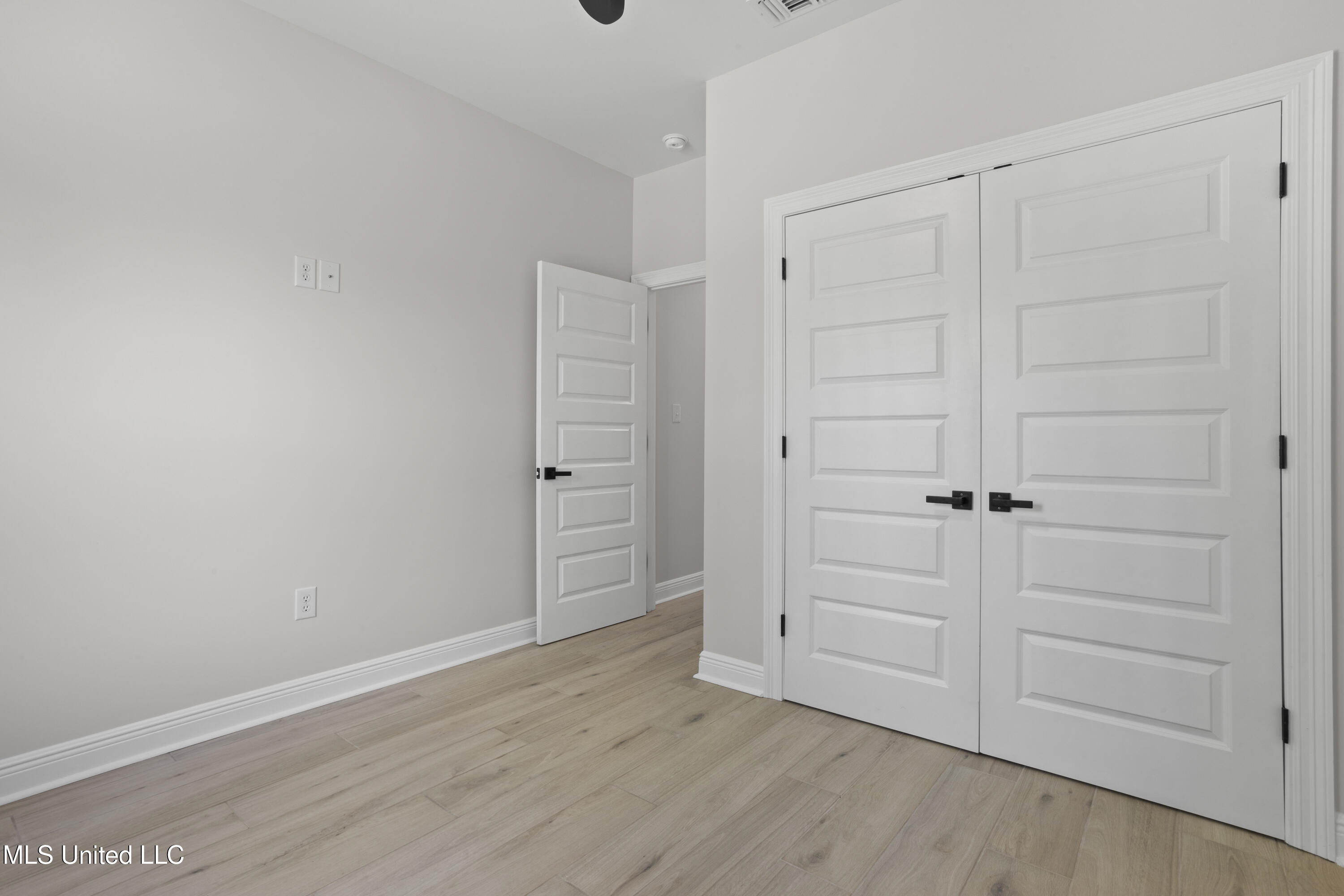 2201 Lewis Gate Drive, Gautier, Mississippi image 29