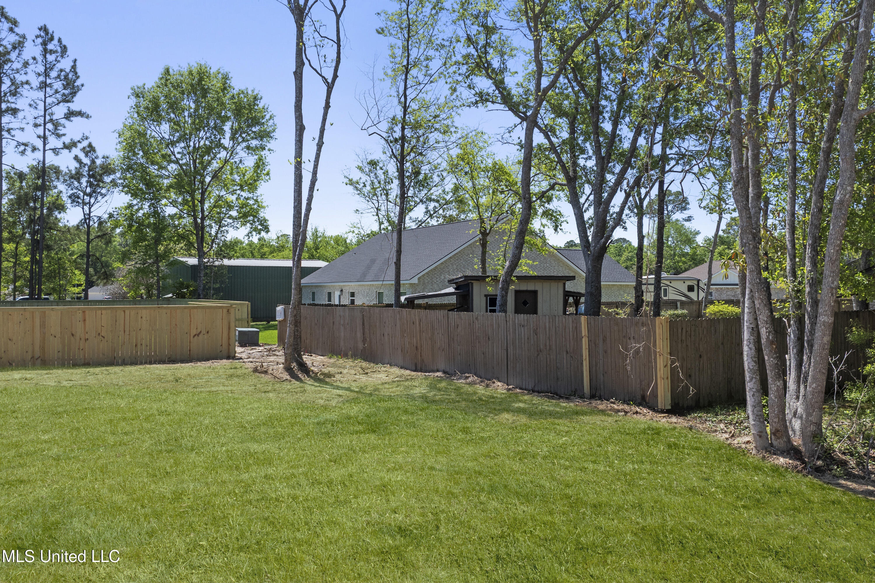 2201 Lewis Gate Drive, Gautier, Mississippi image 34