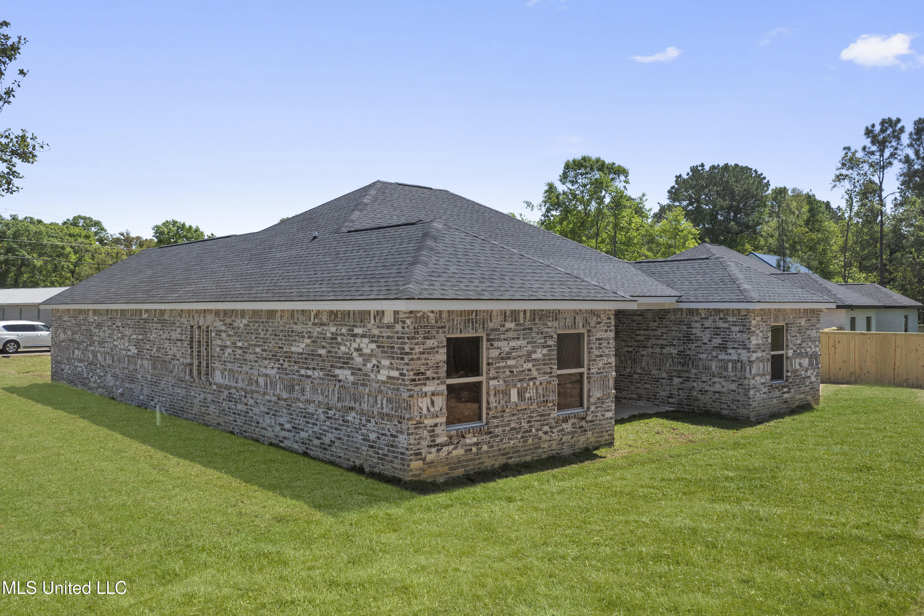 2201 Lewis Gate Drive, Gautier, Mississippi image 33