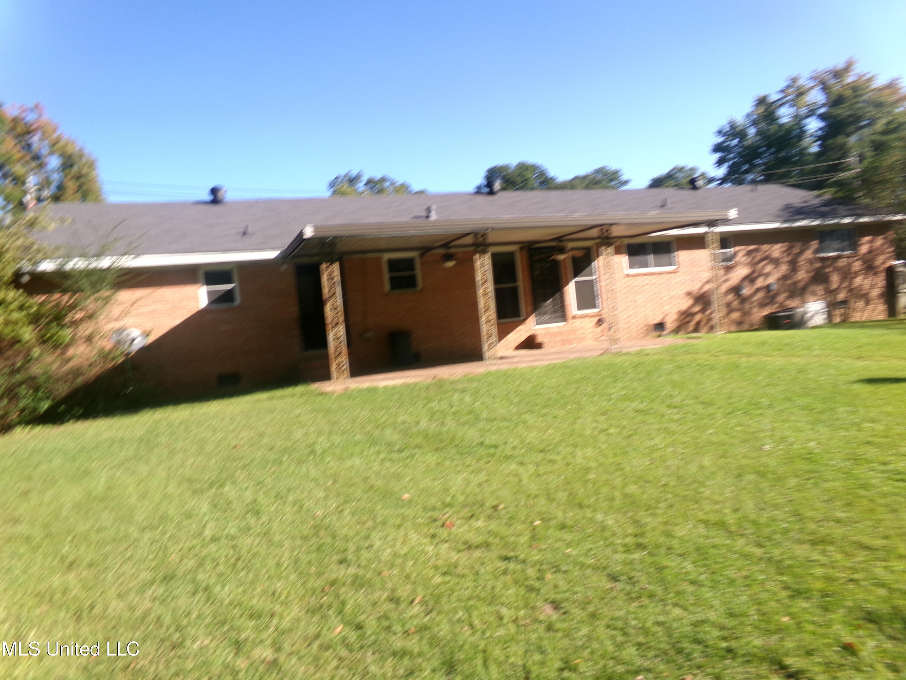 681 W Monroe Street, Grenada, Mississippi image 12