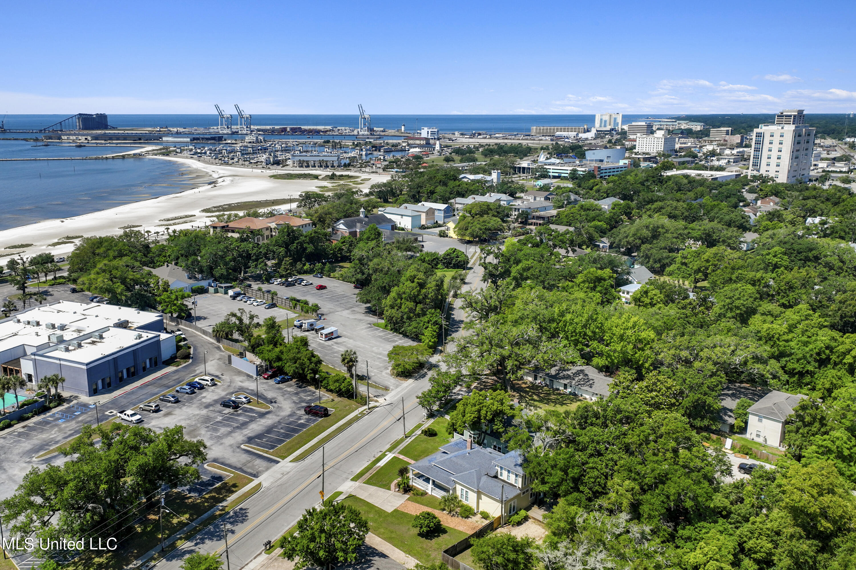 1628 2nd Street, Gulfport, Mississippi image 45