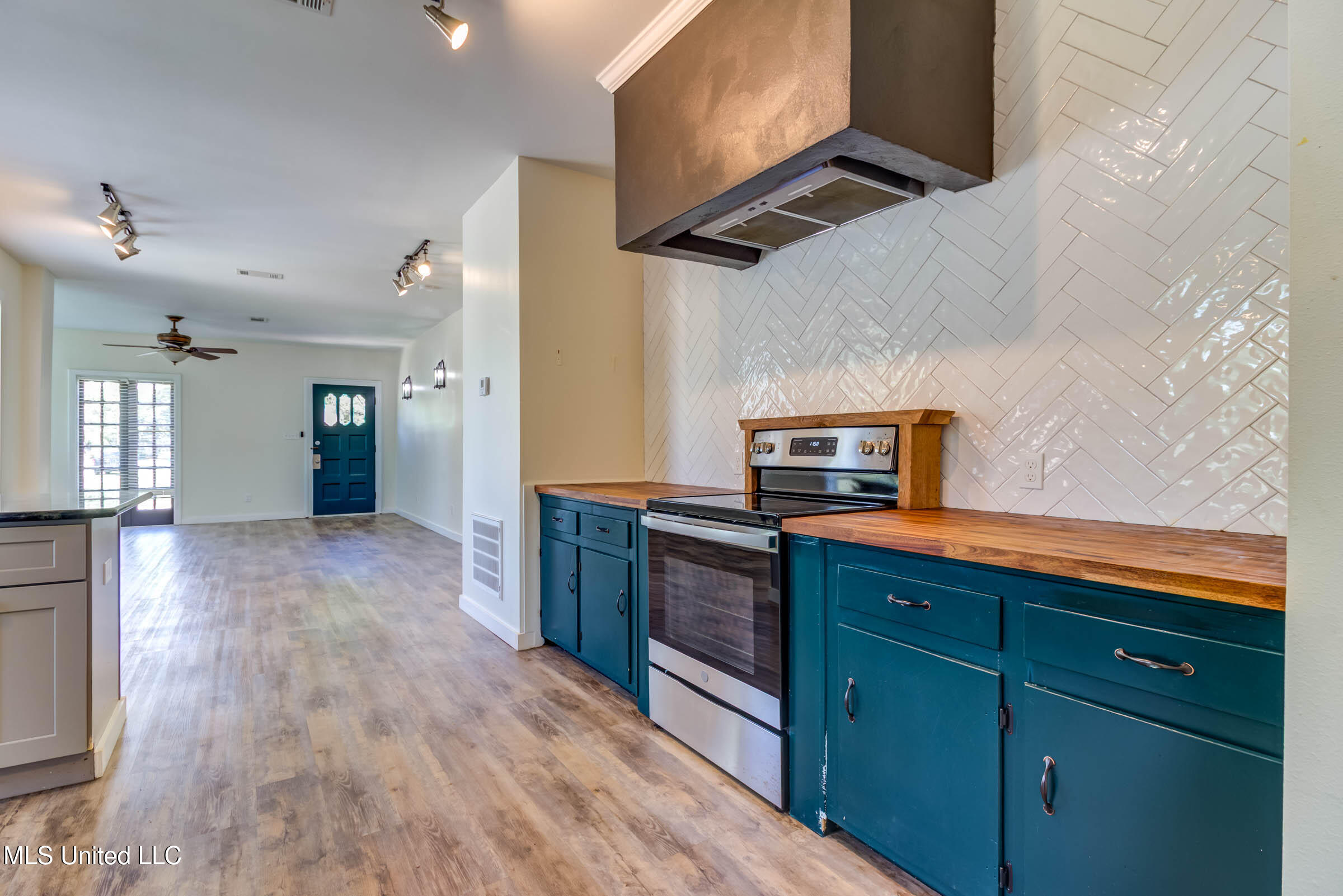 3607 Park Boulevard, Gulfport, Mississippi image 6