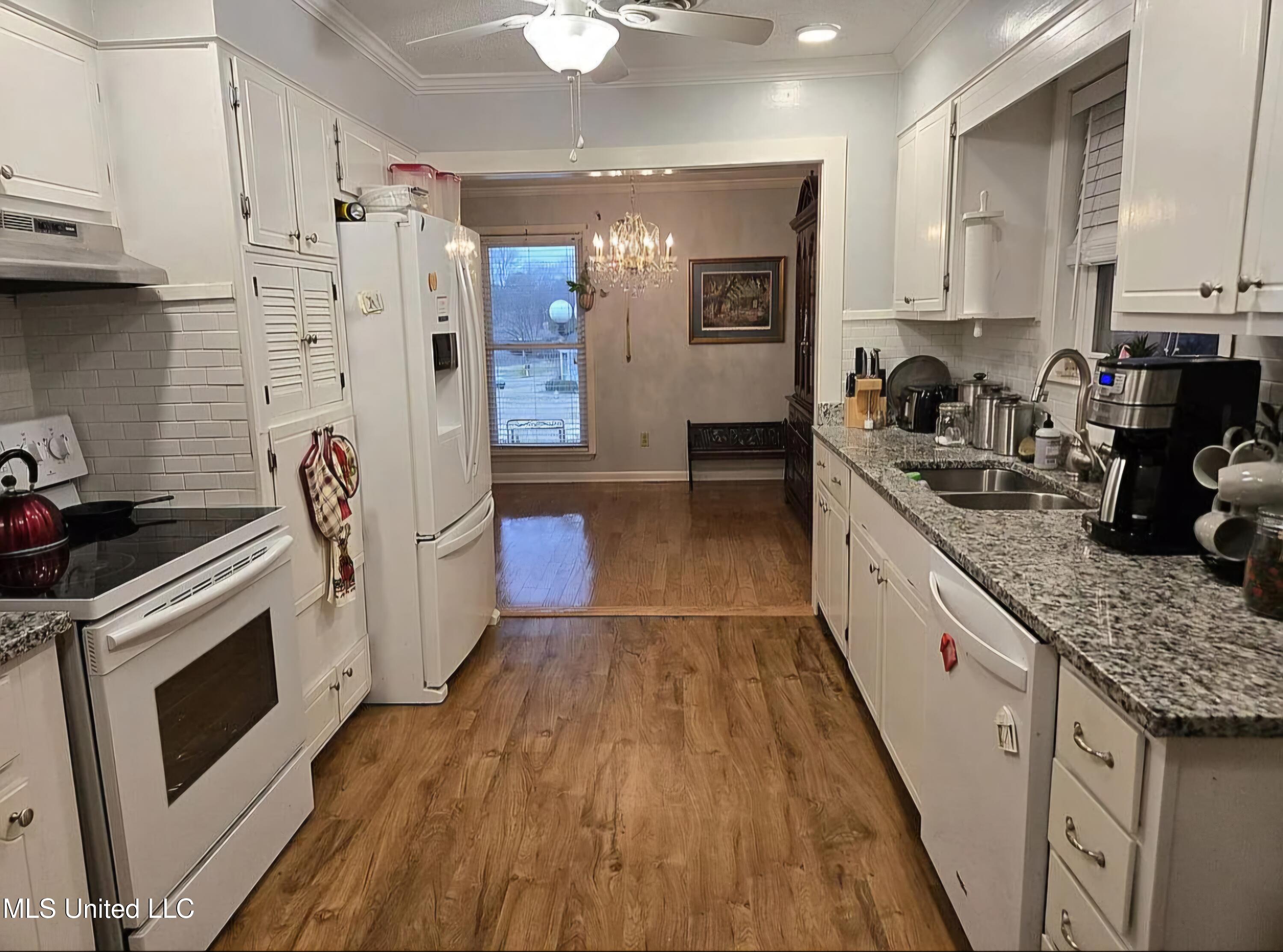 153 Hemlock Road, Batesville, Mississippi image 5
