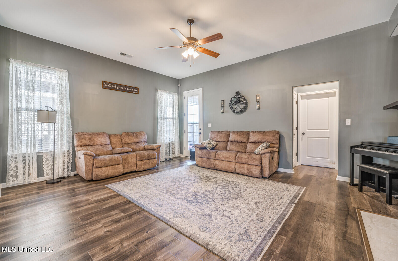 1686 Jane Ayre Drive, Southaven, Mississippi image 16