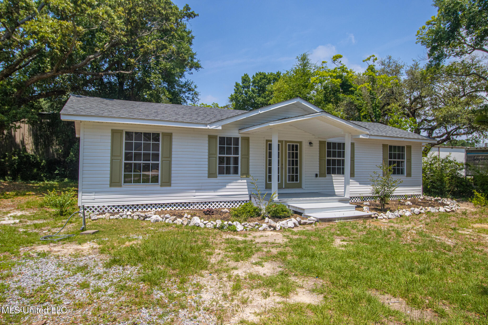 635 Oakleigh Avenue, Gulfport, Mississippi image 2
