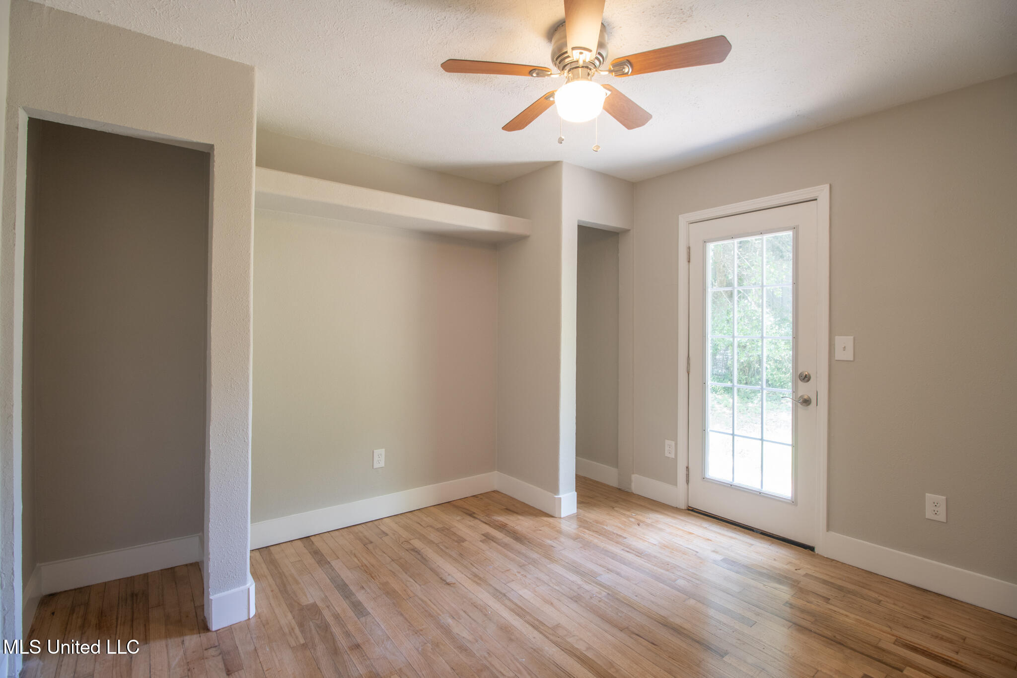 635 Oakleigh Avenue, Gulfport, Mississippi image 8