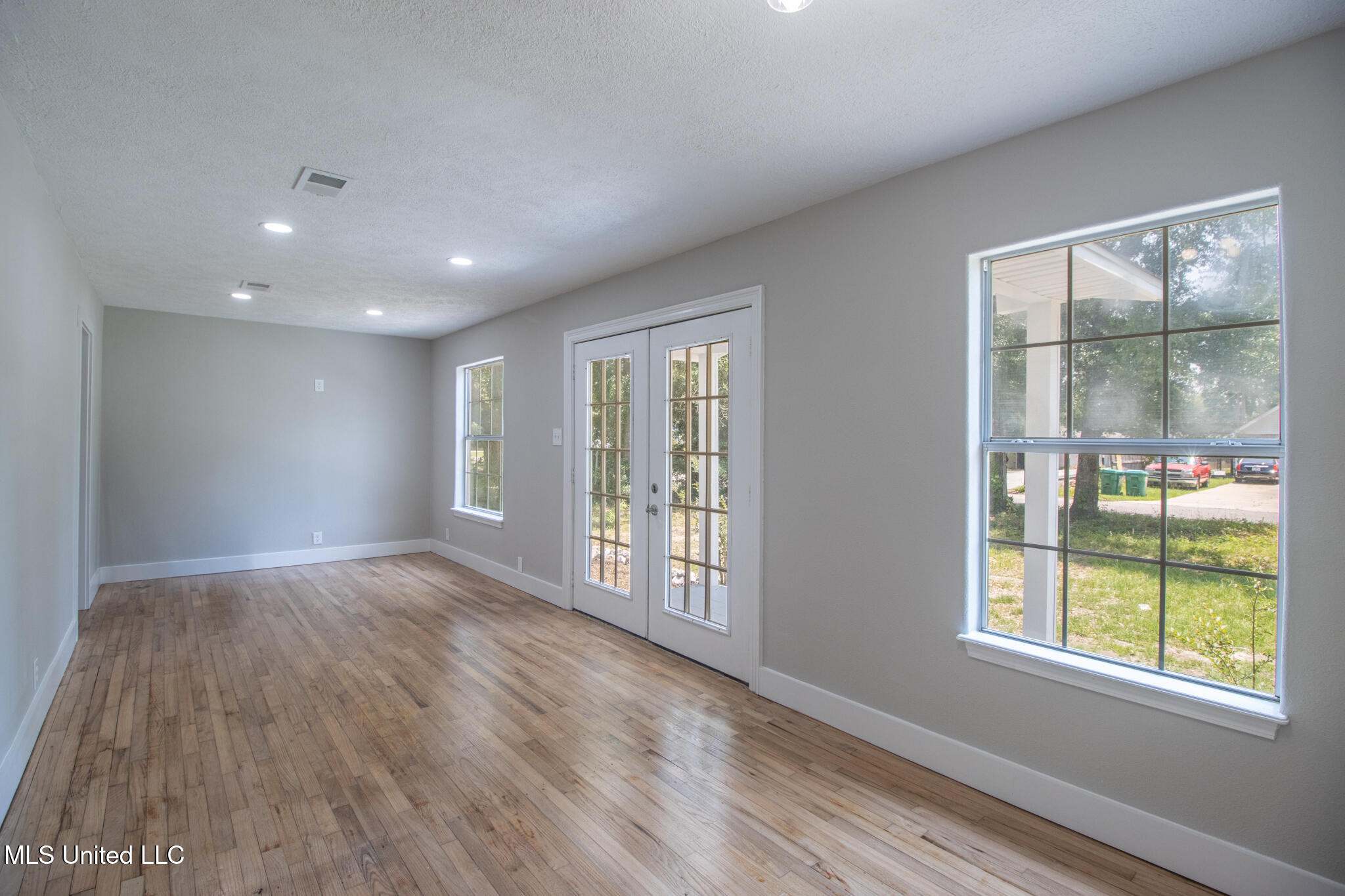 635 Oakleigh Avenue, Gulfport, Mississippi image 5