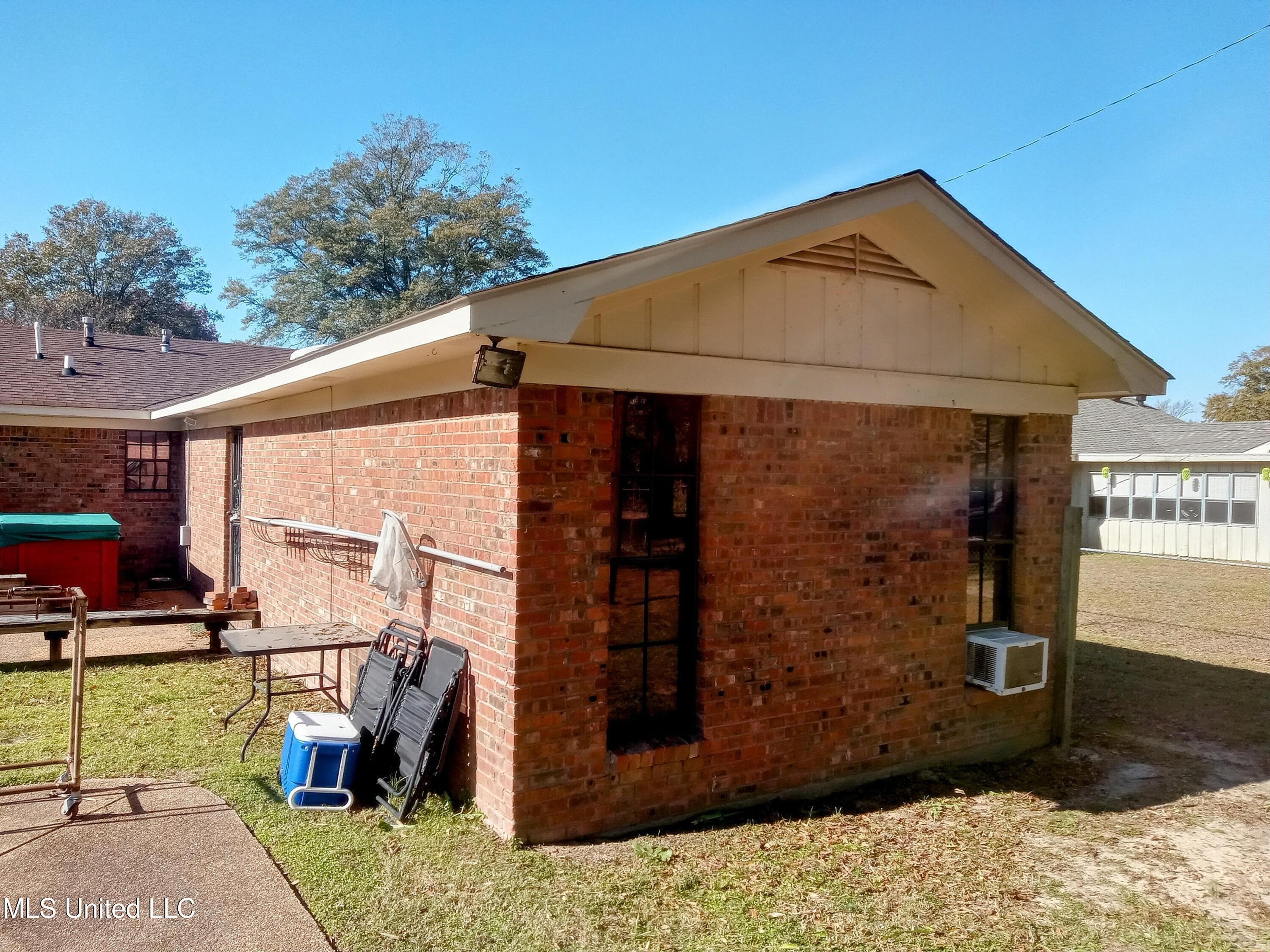 1472 Memorial Drive, Boyle, Mississippi image 7