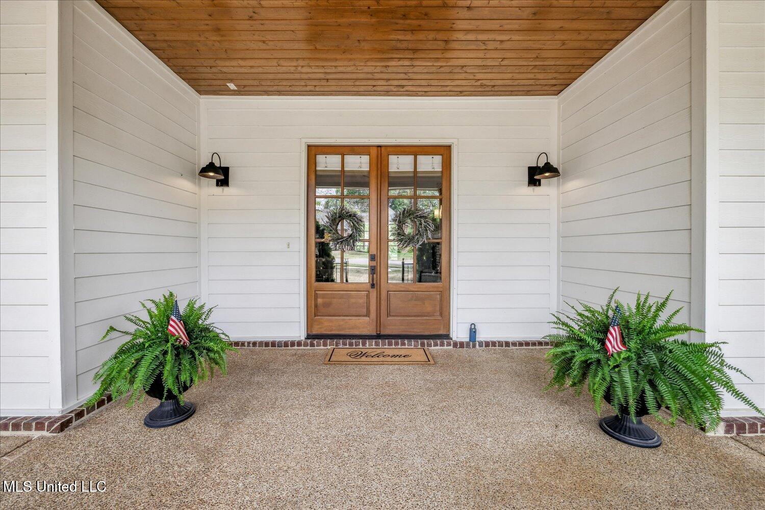 6264 Valley Oaks Drive, Olive Branch, Mississippi image 6