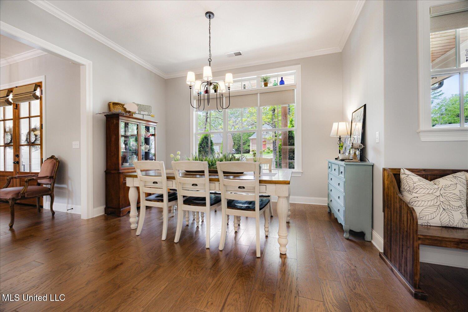 6264 Valley Oaks Drive, Olive Branch, Mississippi image 13