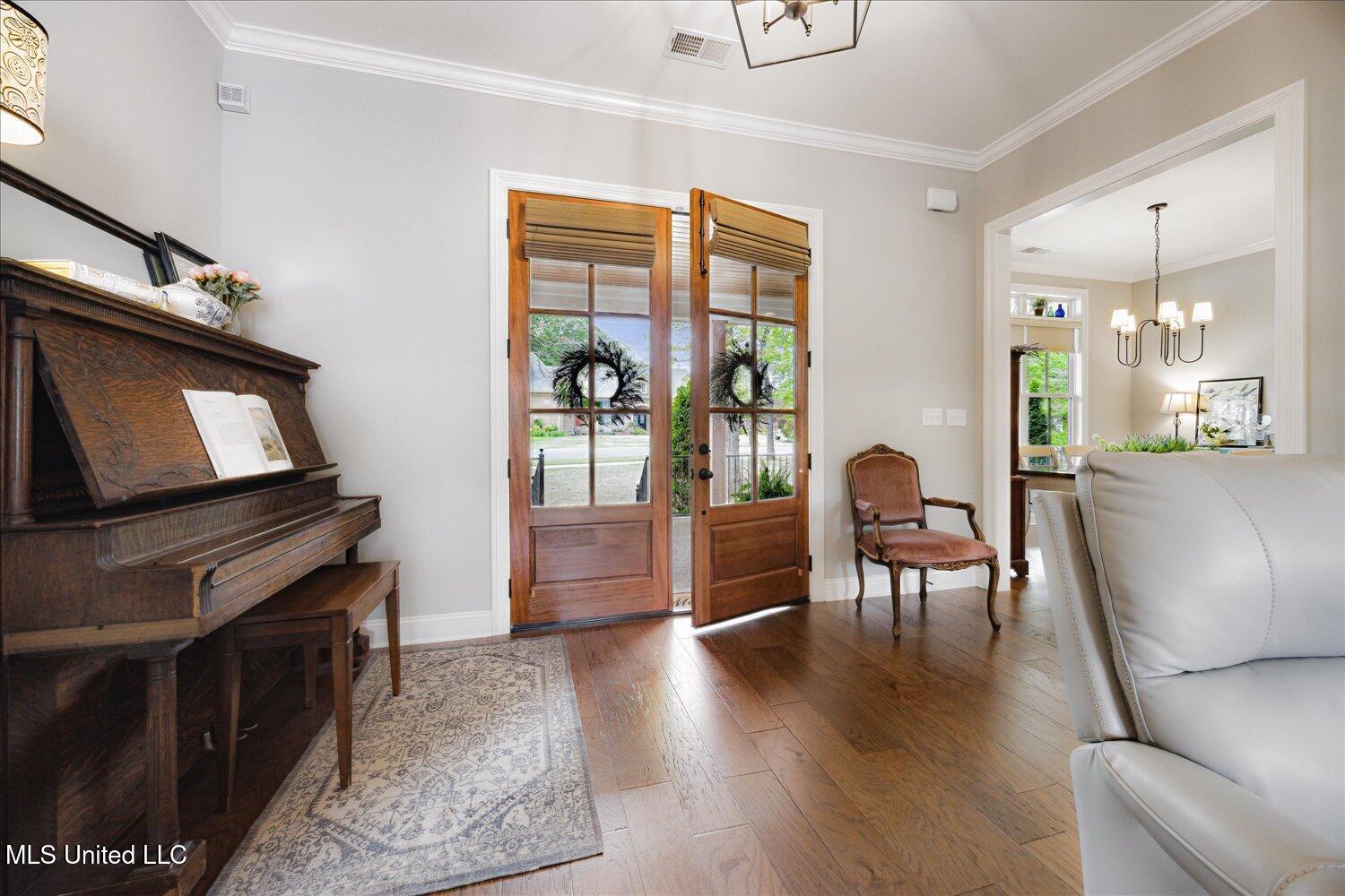6264 Valley Oaks Drive, Olive Branch, Mississippi image 7