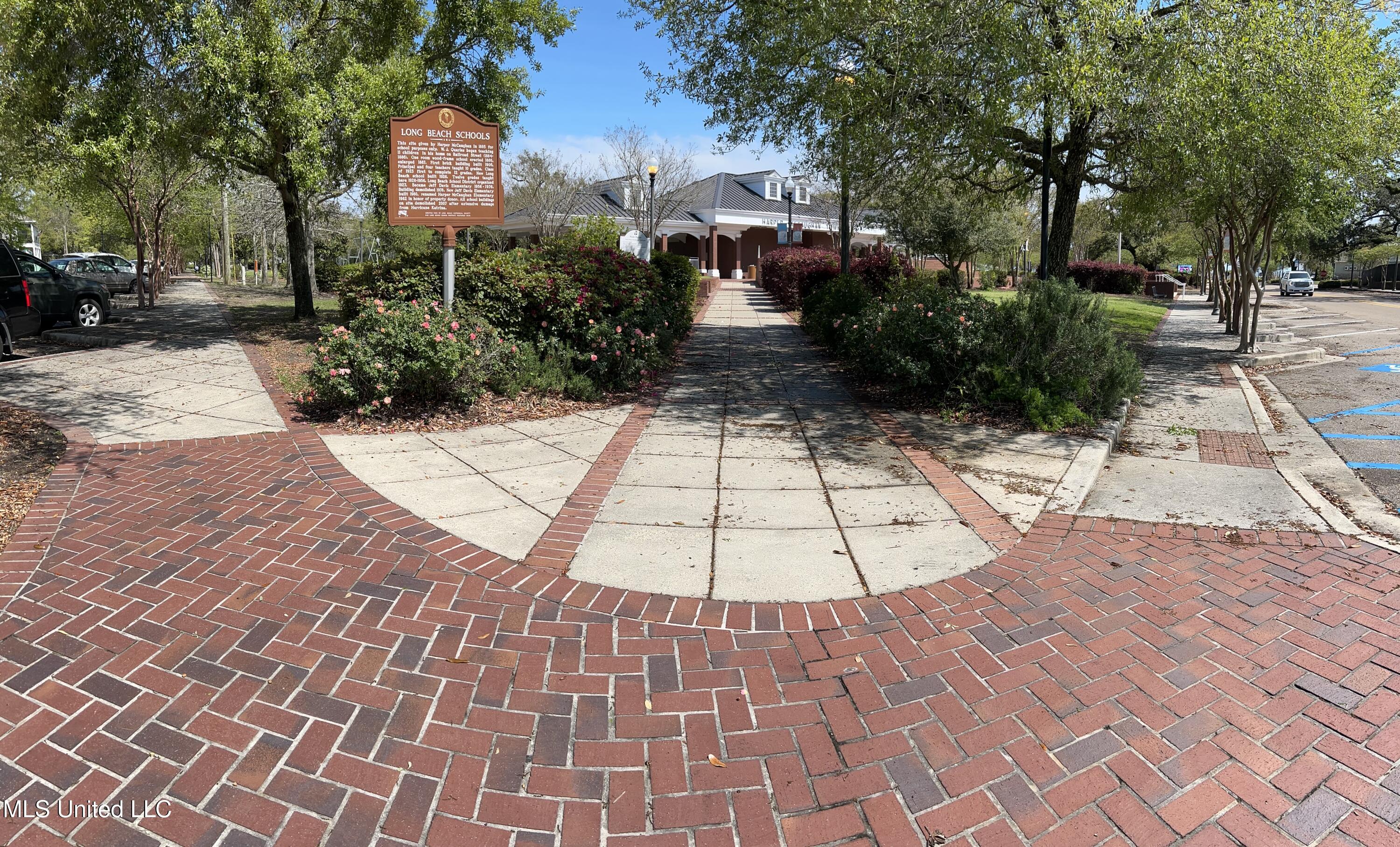 204 E Third Street, Long Beach, Mississippi image 35