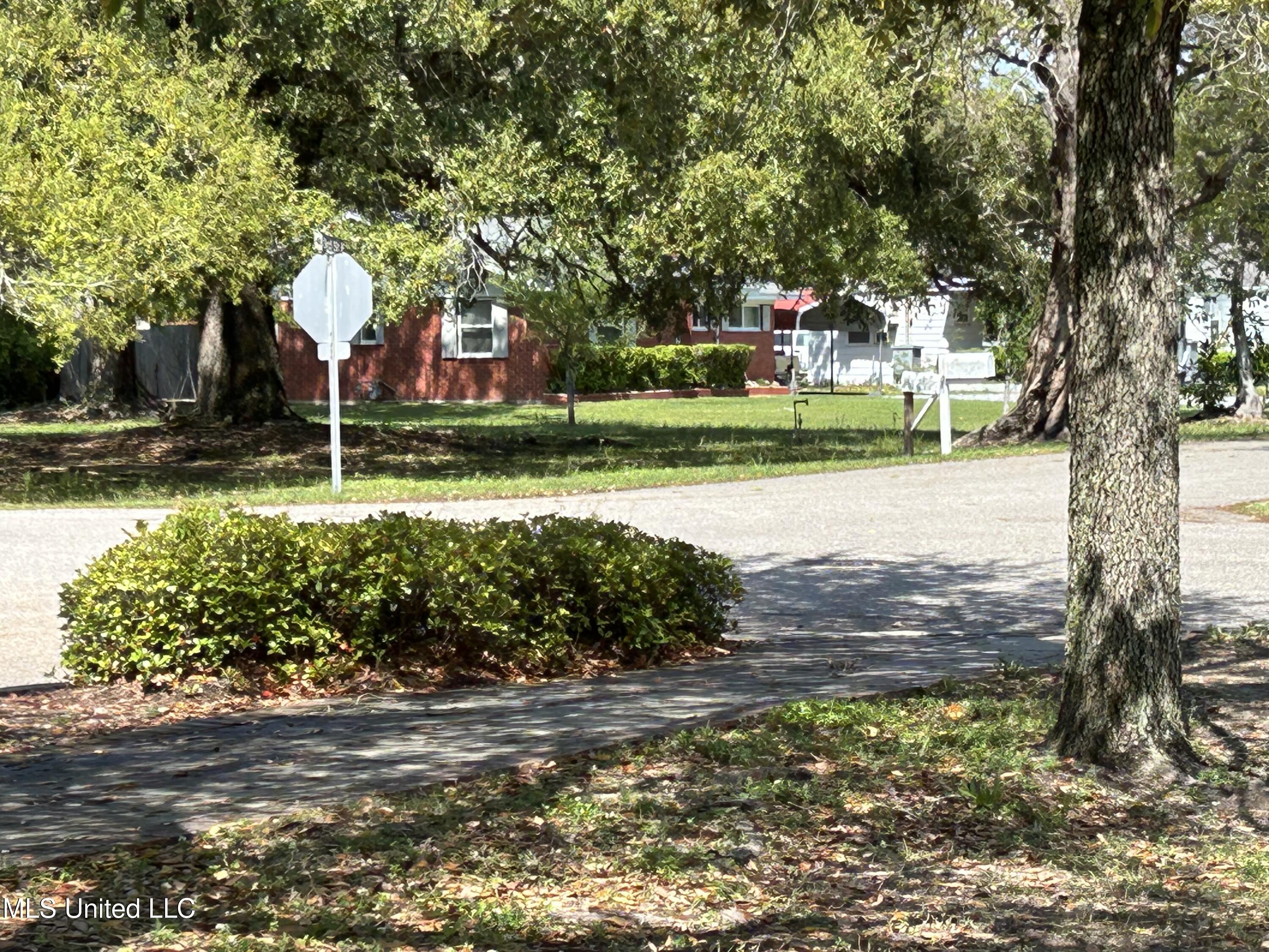 204 E Third Street, Long Beach, Mississippi image 36
