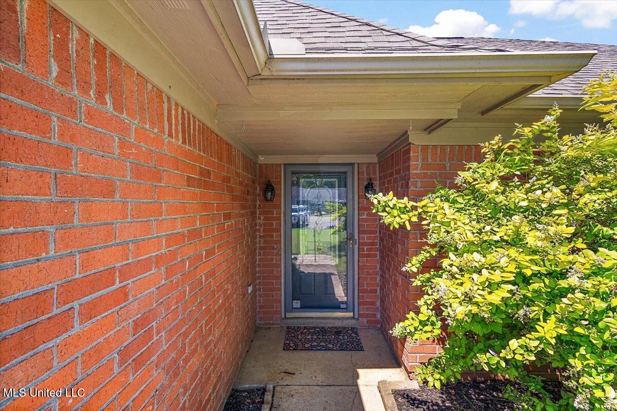 6800 E Ranch Ridge Cove, Walls, Mississippi image 3