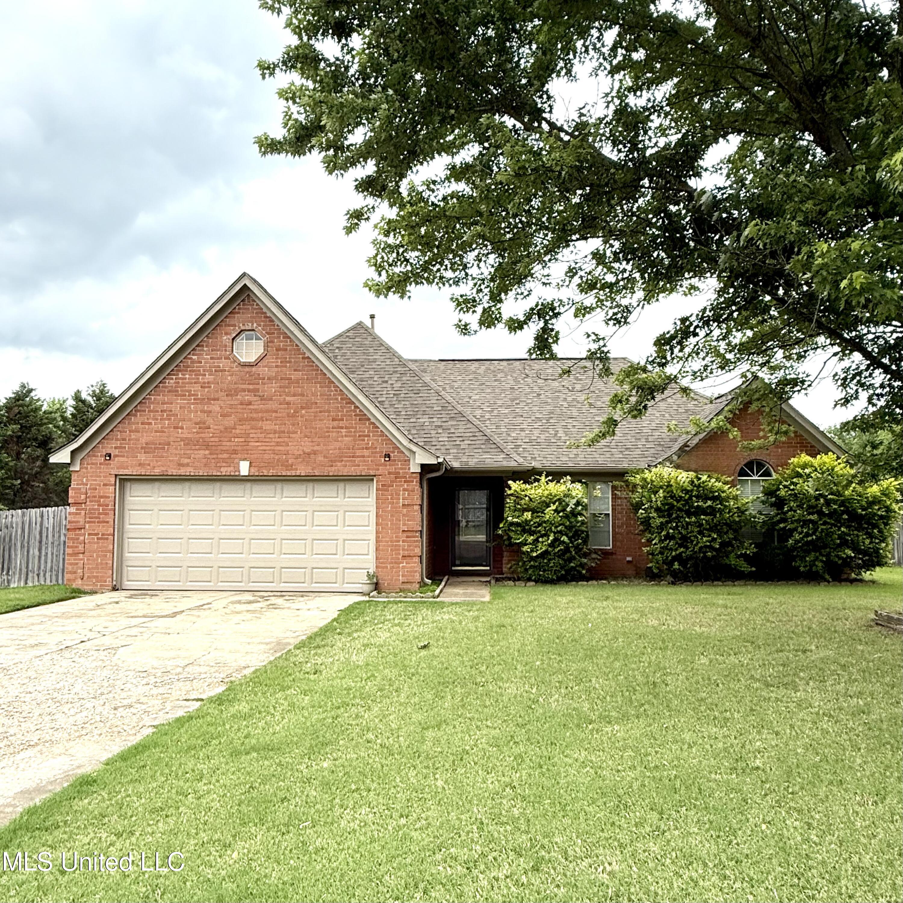 6800 E Ranch Ridge Cove, Walls, Mississippi image 2