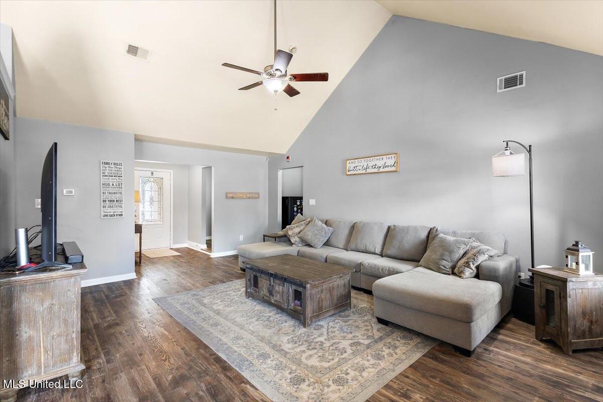 6800 E Ranch Ridge Cove, Walls, Mississippi image 9