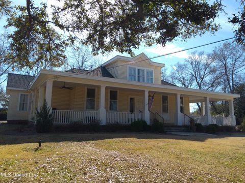 Homes For Sale - 1202 Bayou Drive<br/> Sunflower County, Indianola, MS 38751