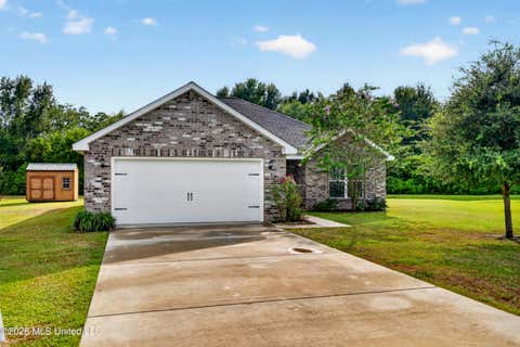 Homes For Sale - 5 Elk Court<br/> Picayune, MS 39466