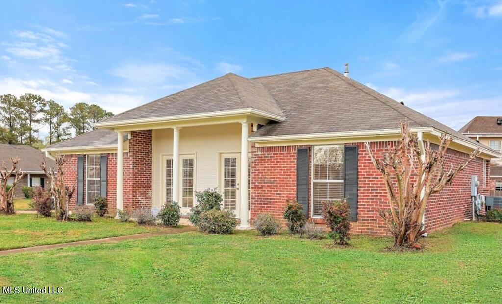 702 Trinity Lane, Ridgeland, Mississippi image 2