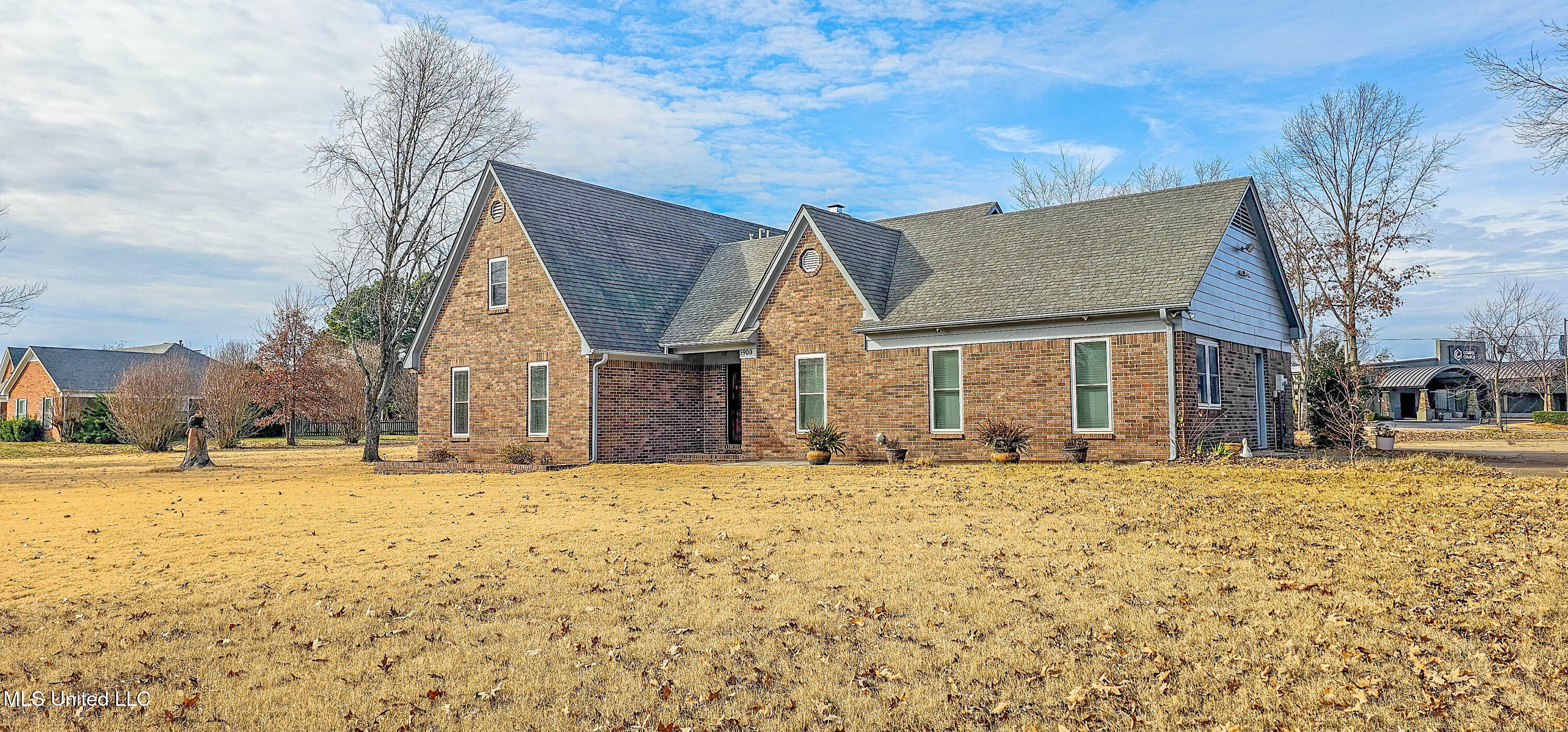 5900 Paloma Drive, Olive Branch, Mississippi image 3