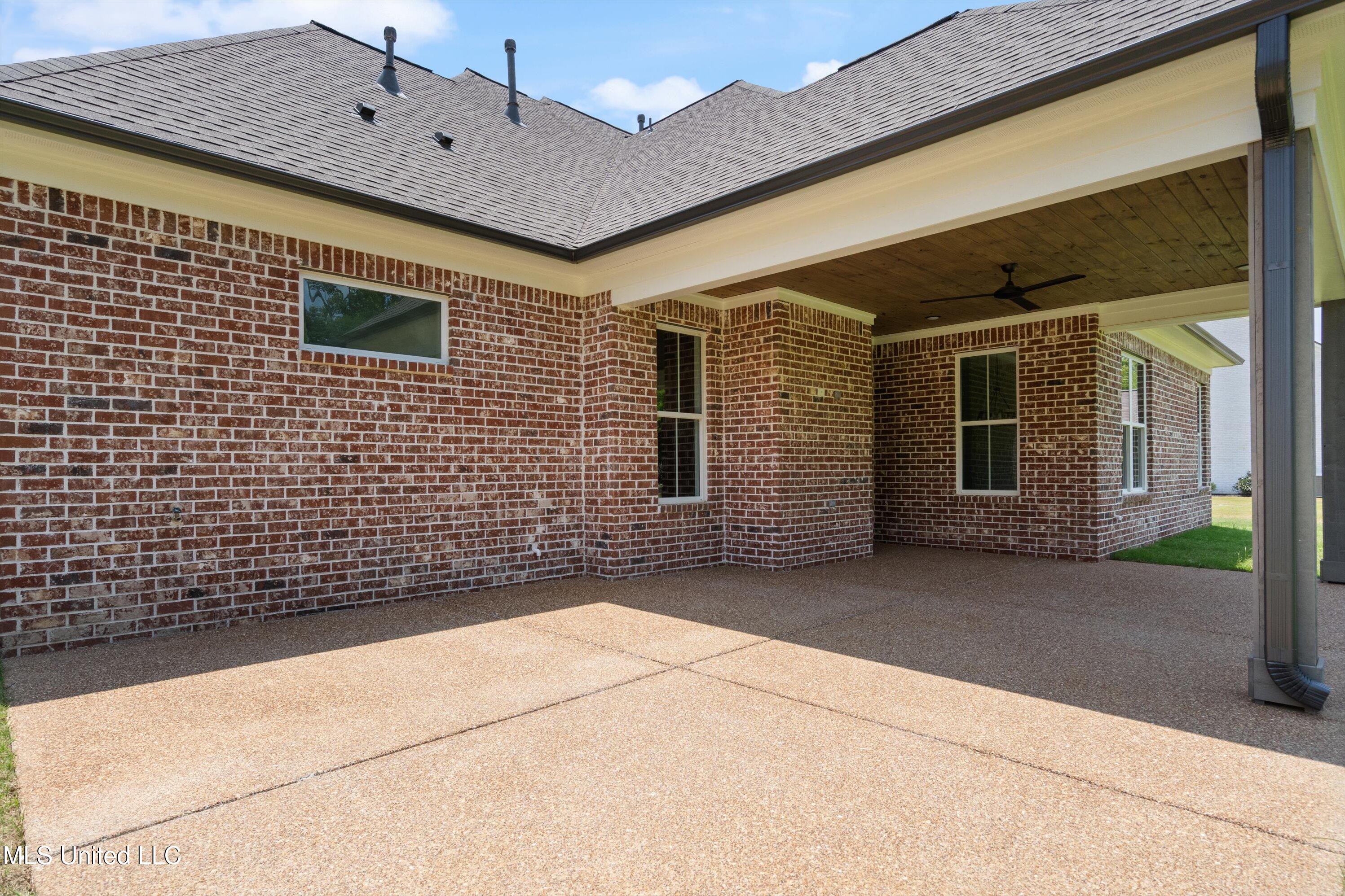 1590 Ashtons Lane Lane, Hernando, Mississippi image 22