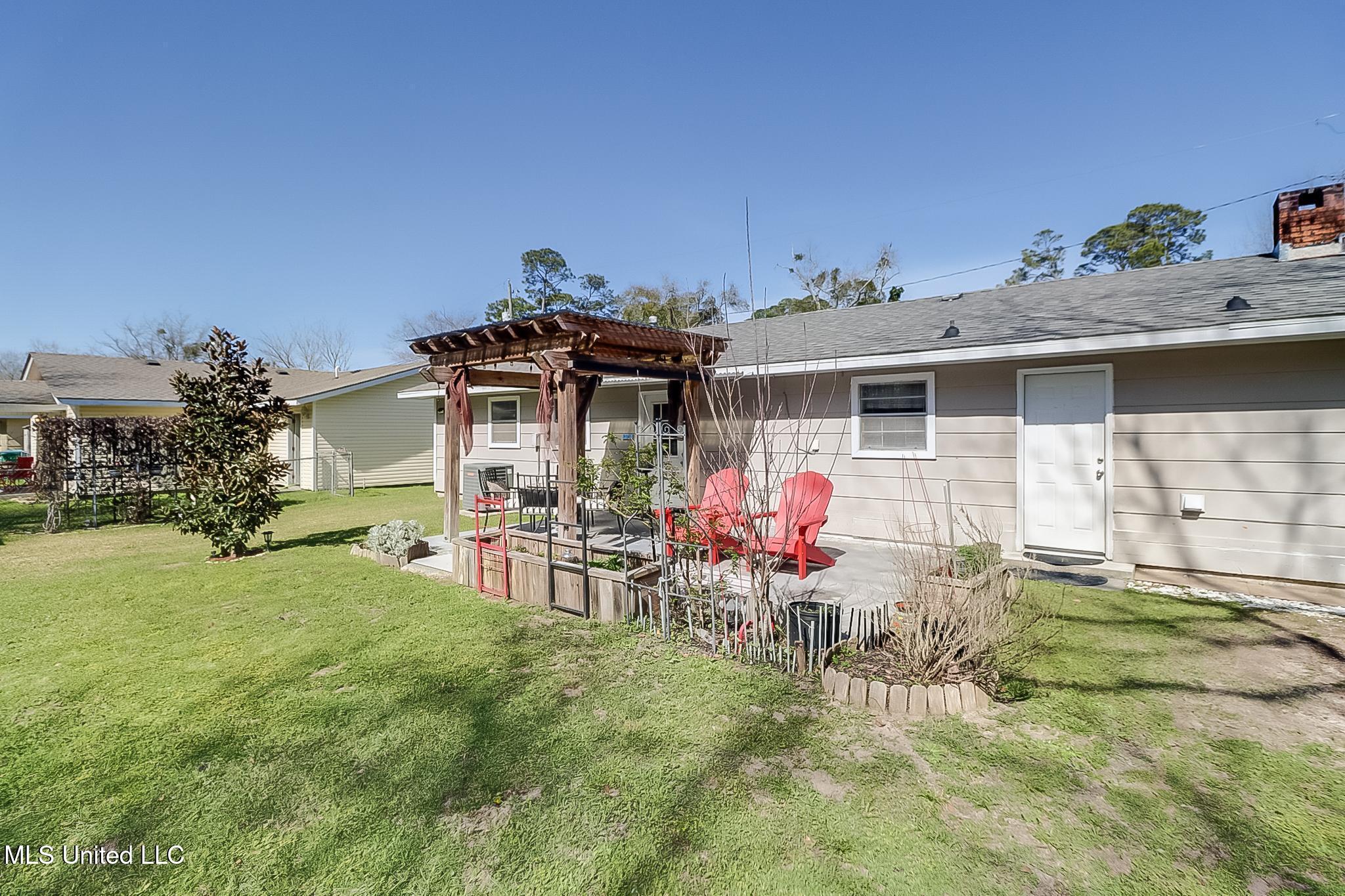 1113 Iris Street, Long Beach, Mississippi image 23