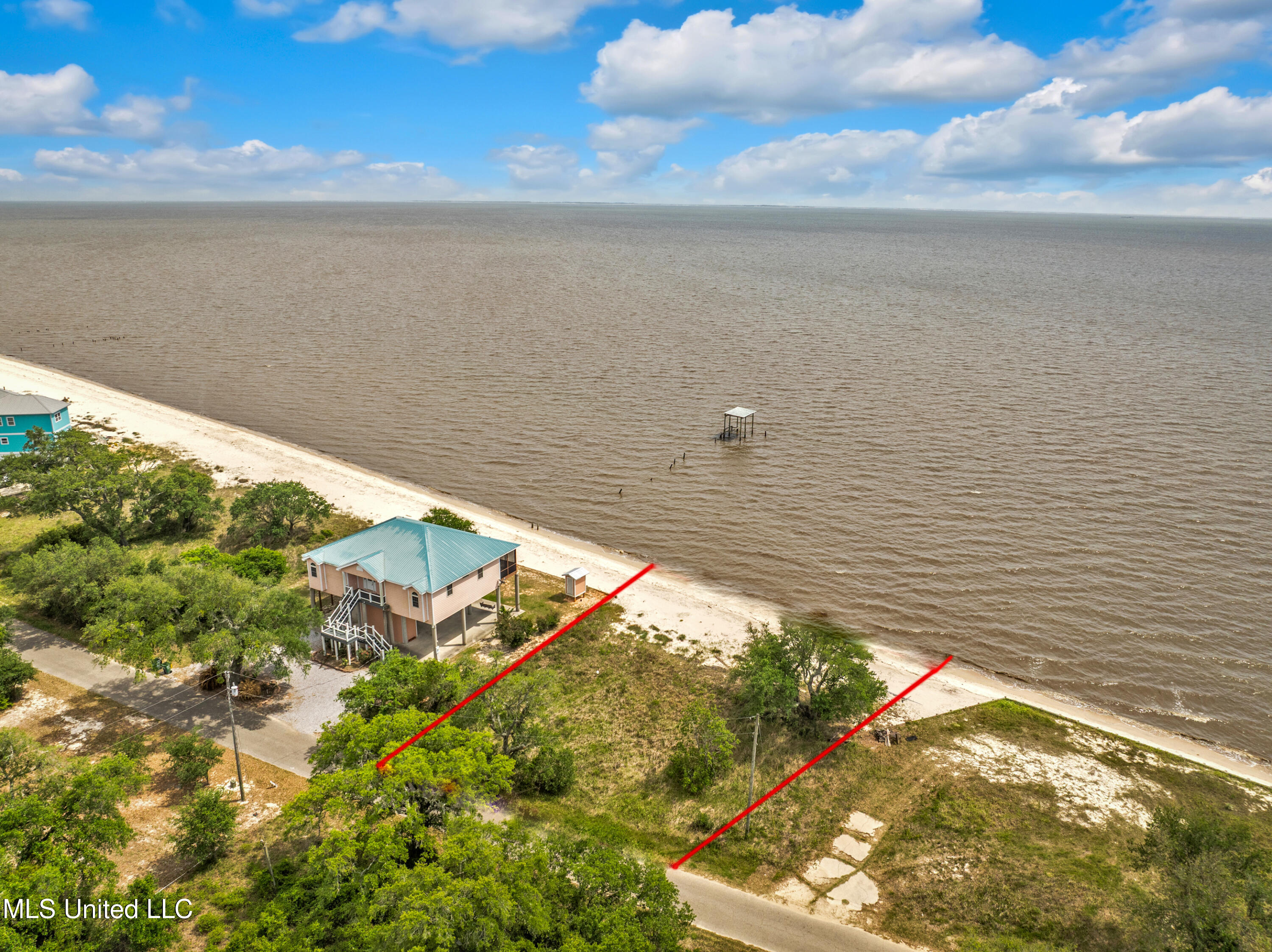 Belle Fontaine Drive, Ocean Springs, Mississippi image 2