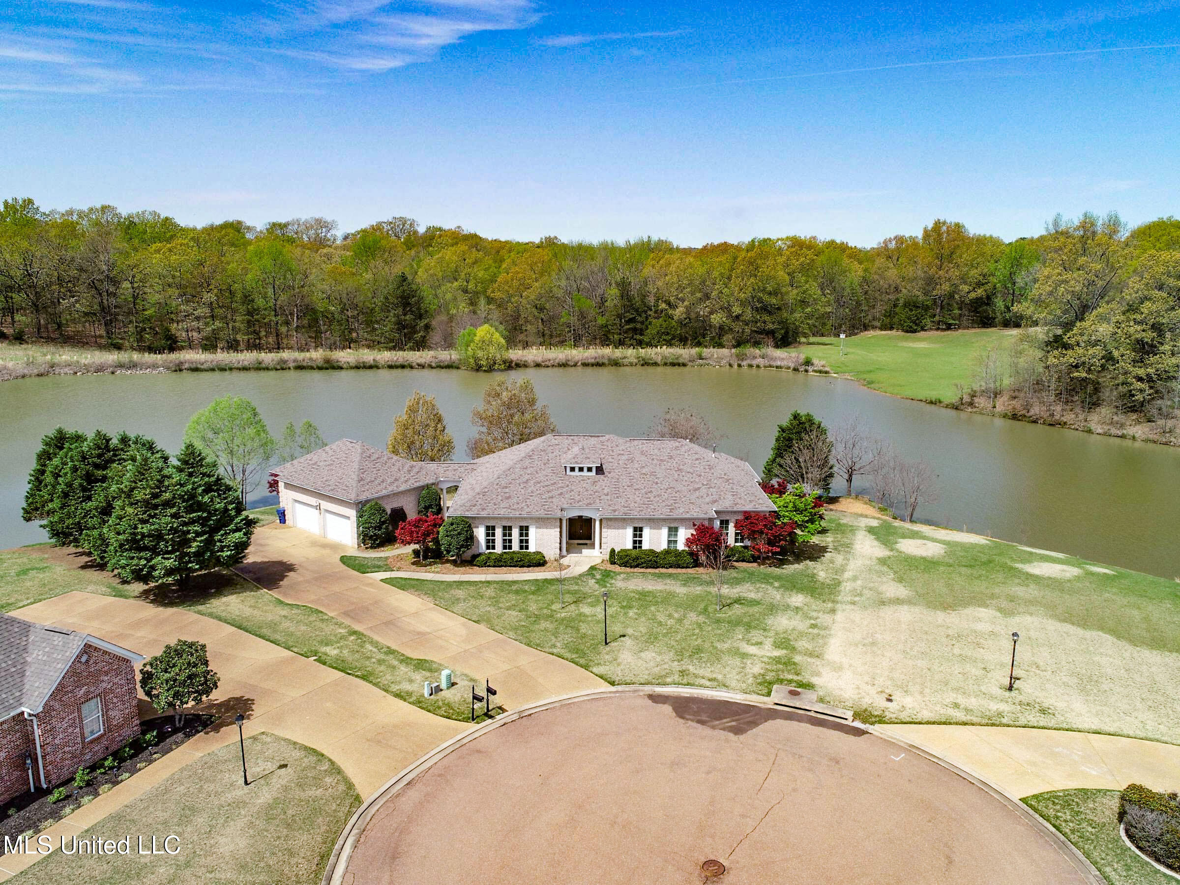 114 Sherwood Cove, Batesville, Mississippi image 14