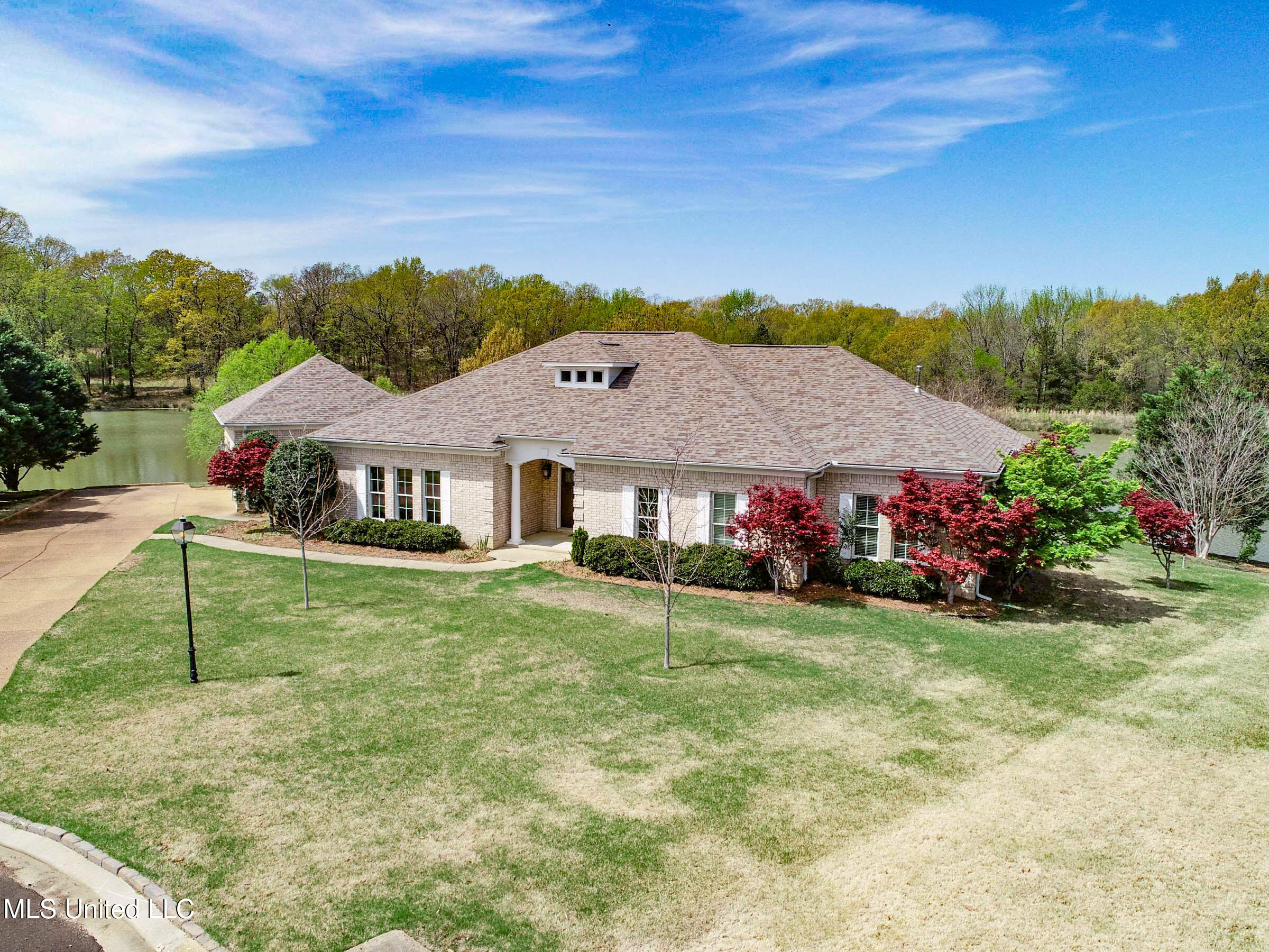 114 Sherwood Cove, Batesville, Mississippi image 16